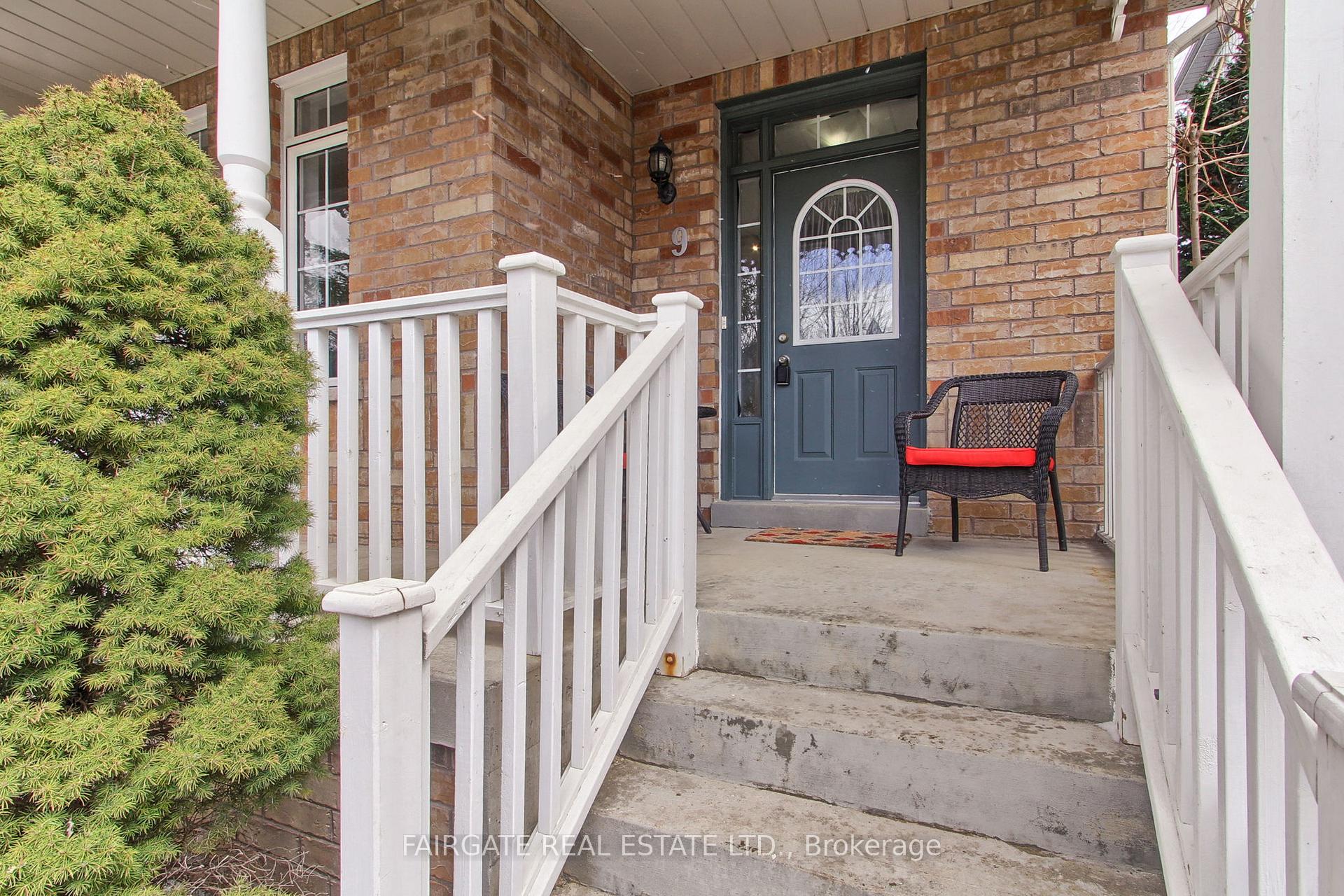 Photo 3 of 9 Colty Drive, Markham, Angus Glen — HOMEH