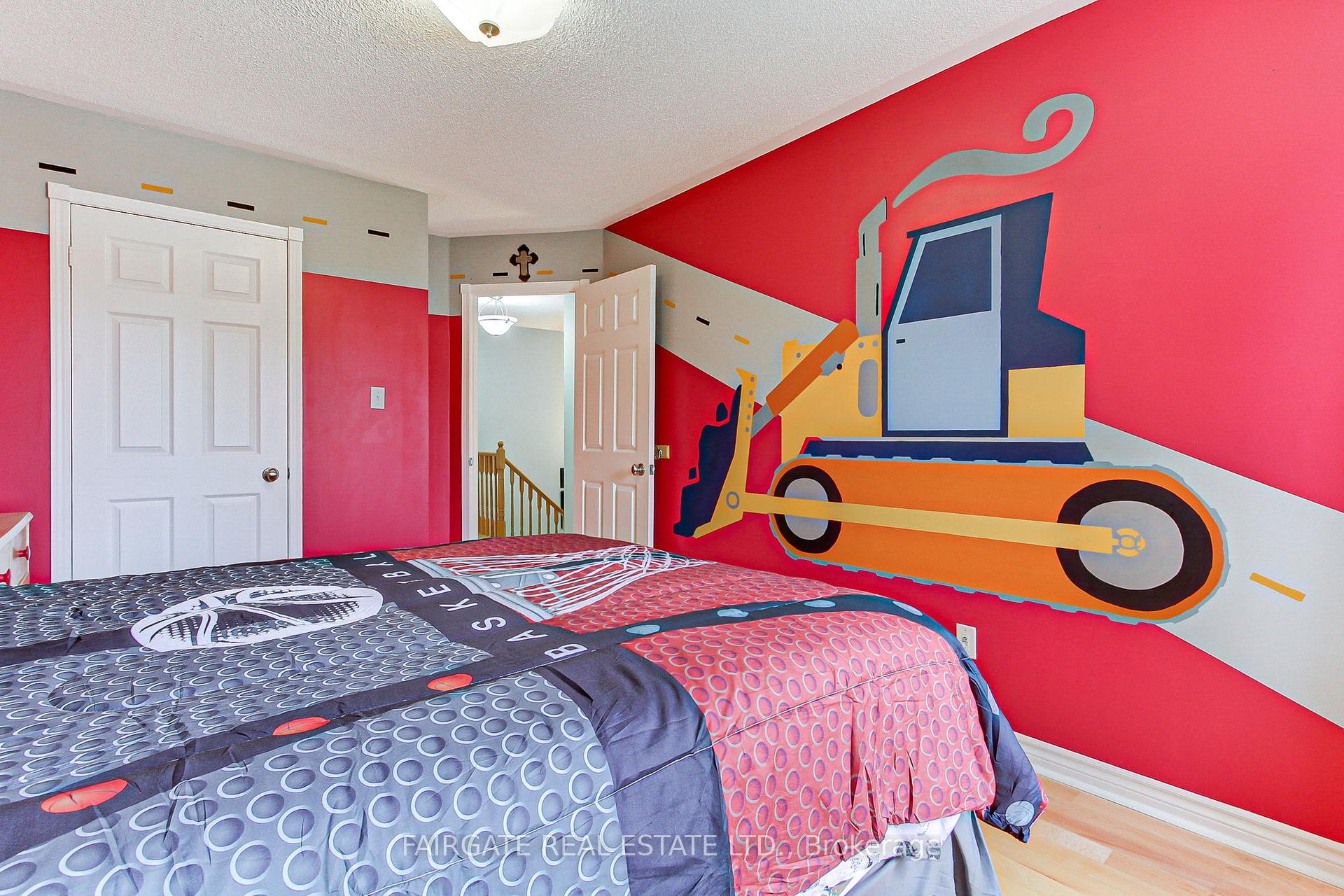Photo 32 of 9 Colty Drive, Markham, Angus Glen — HOMEH
