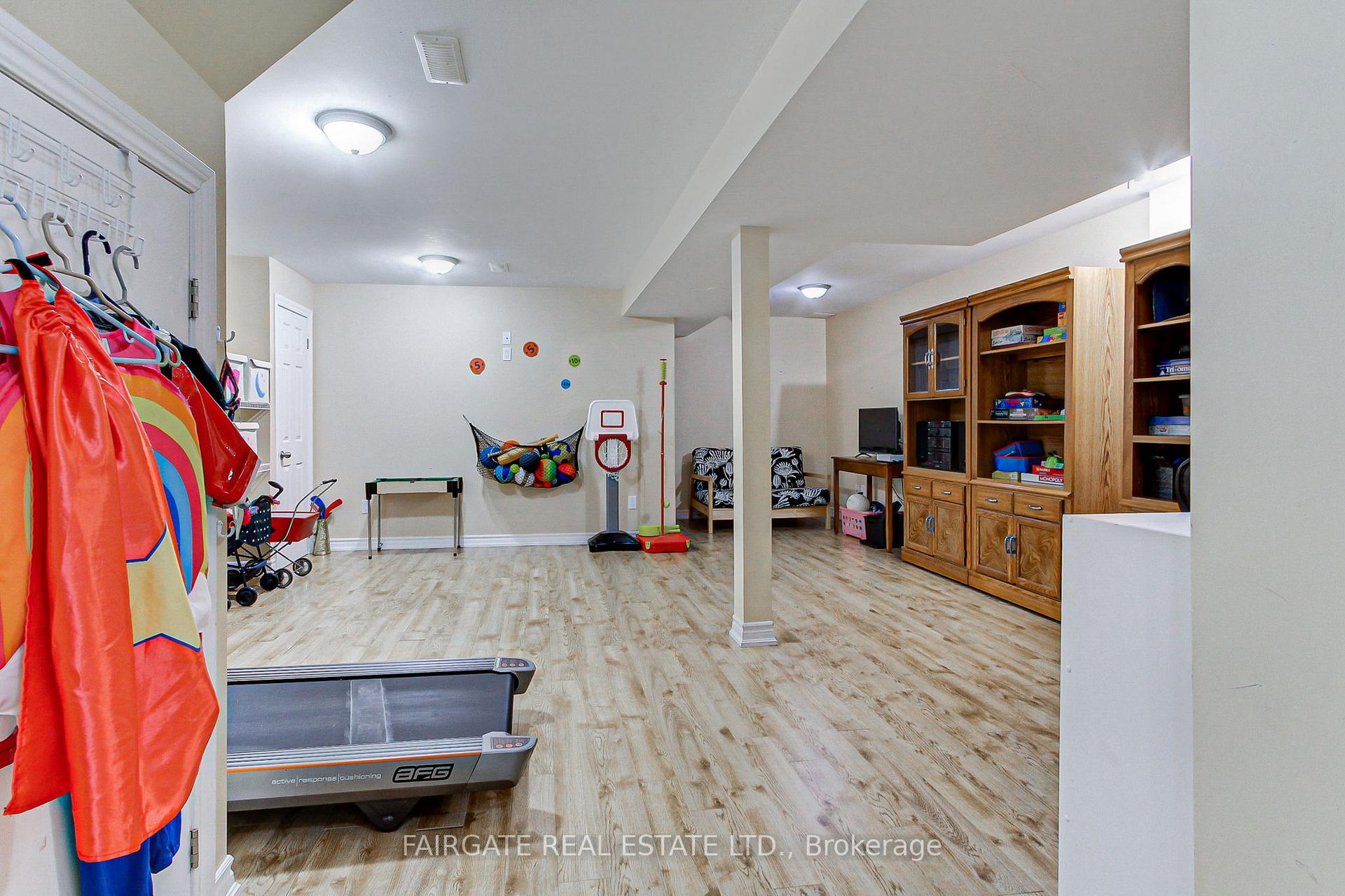 Photo 35 of 9 Colty Drive, Markham, Angus Glen — HOMEH