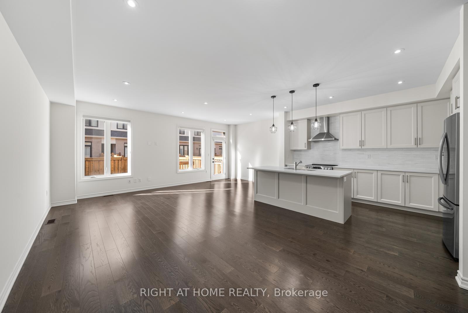 Photo 6 of 471 Bergamot Avenue, Milton, Walker — HOMEH