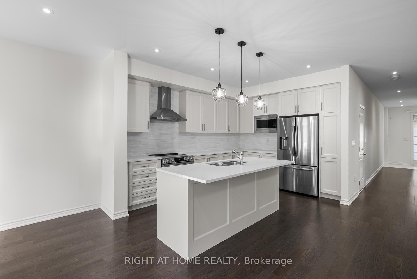 Photo 11 of 471 Bergamot Avenue, Milton, Walker — HOMEH