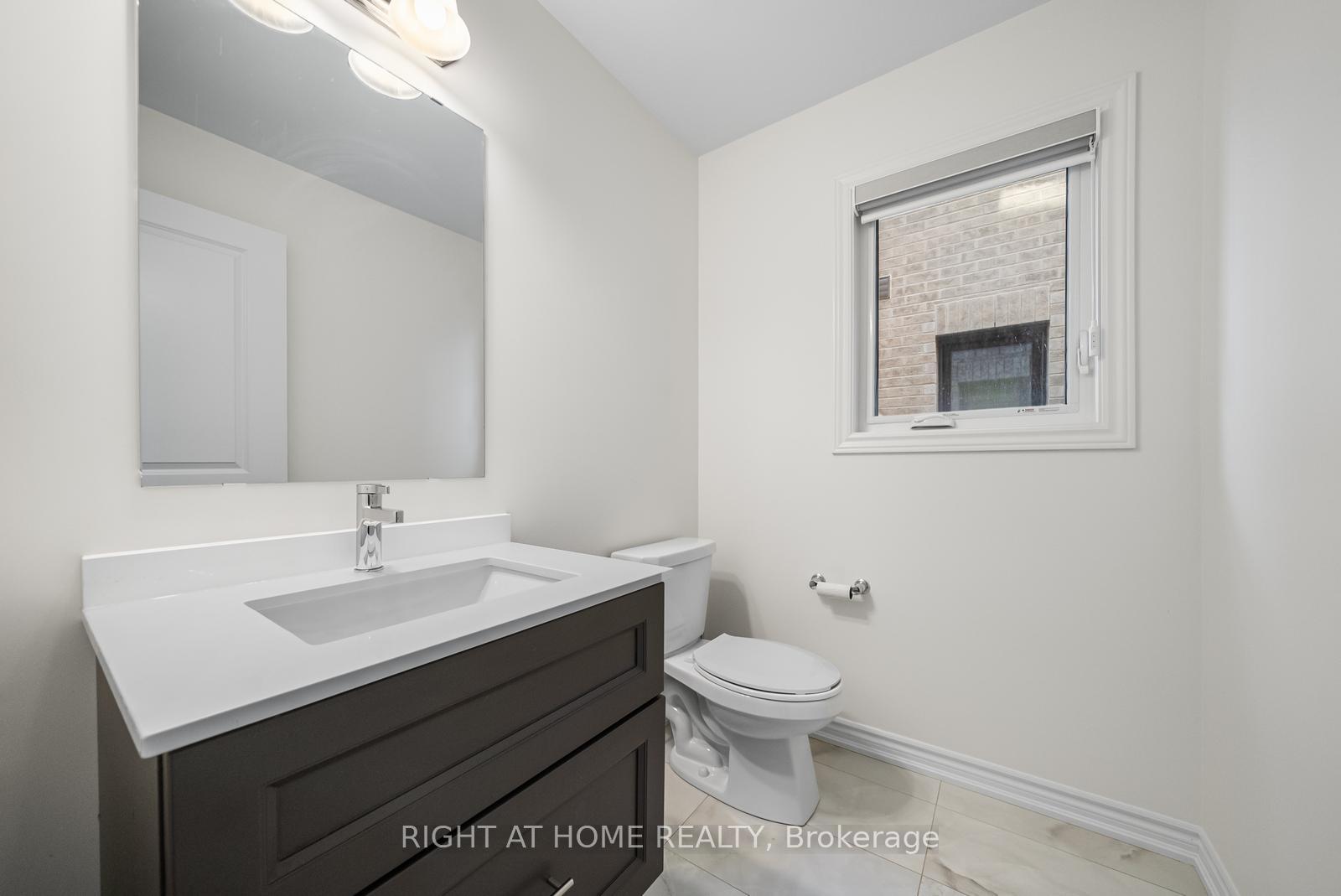 Photo 16 of 471 Bergamot Avenue, Milton, Walker — HOMEH
