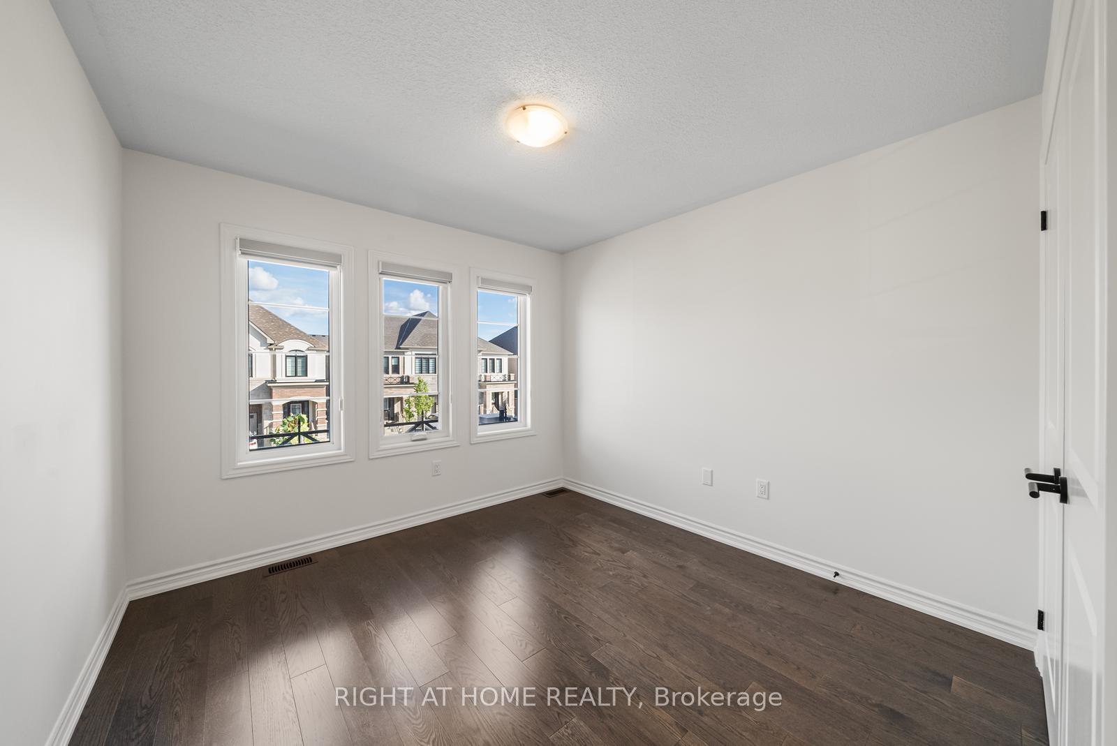 Photo 29 of 471 Bergamot Avenue, Milton, Walker — HOMEH