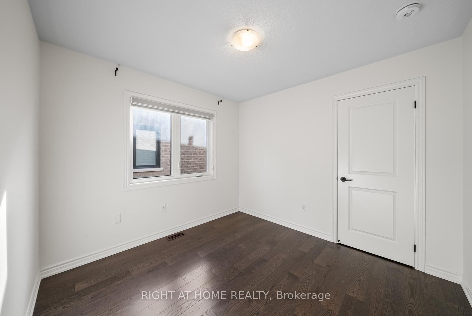 Photo 33 of 471 Bergamot Avenue, Milton, Walker — HOMEH