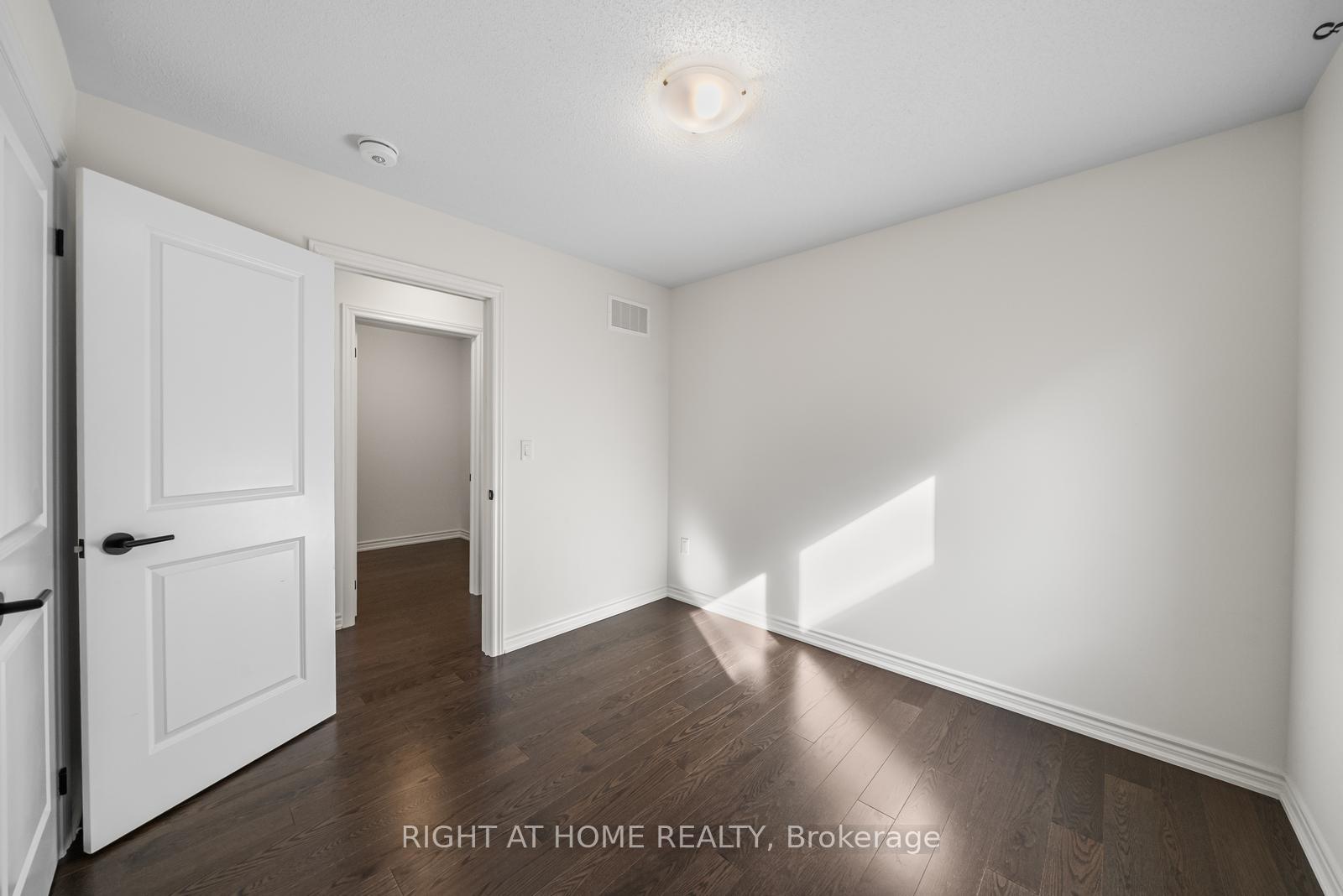 Photo 34 of 471 Bergamot Avenue, Milton, Walker — HOMEH
