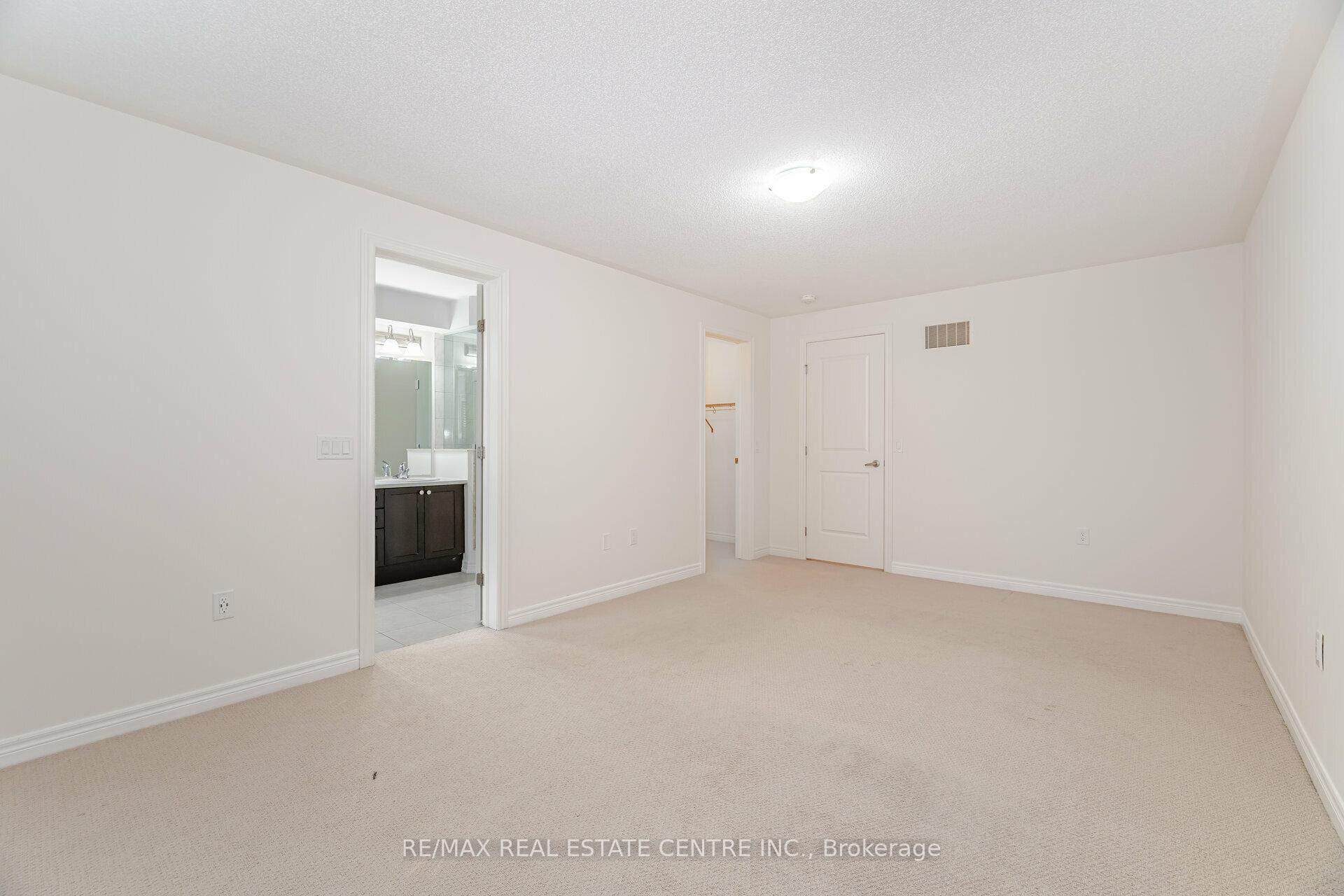 Photo 22 of 8 Talence Drive, Hamilton, Stoney Creek — HOMEH