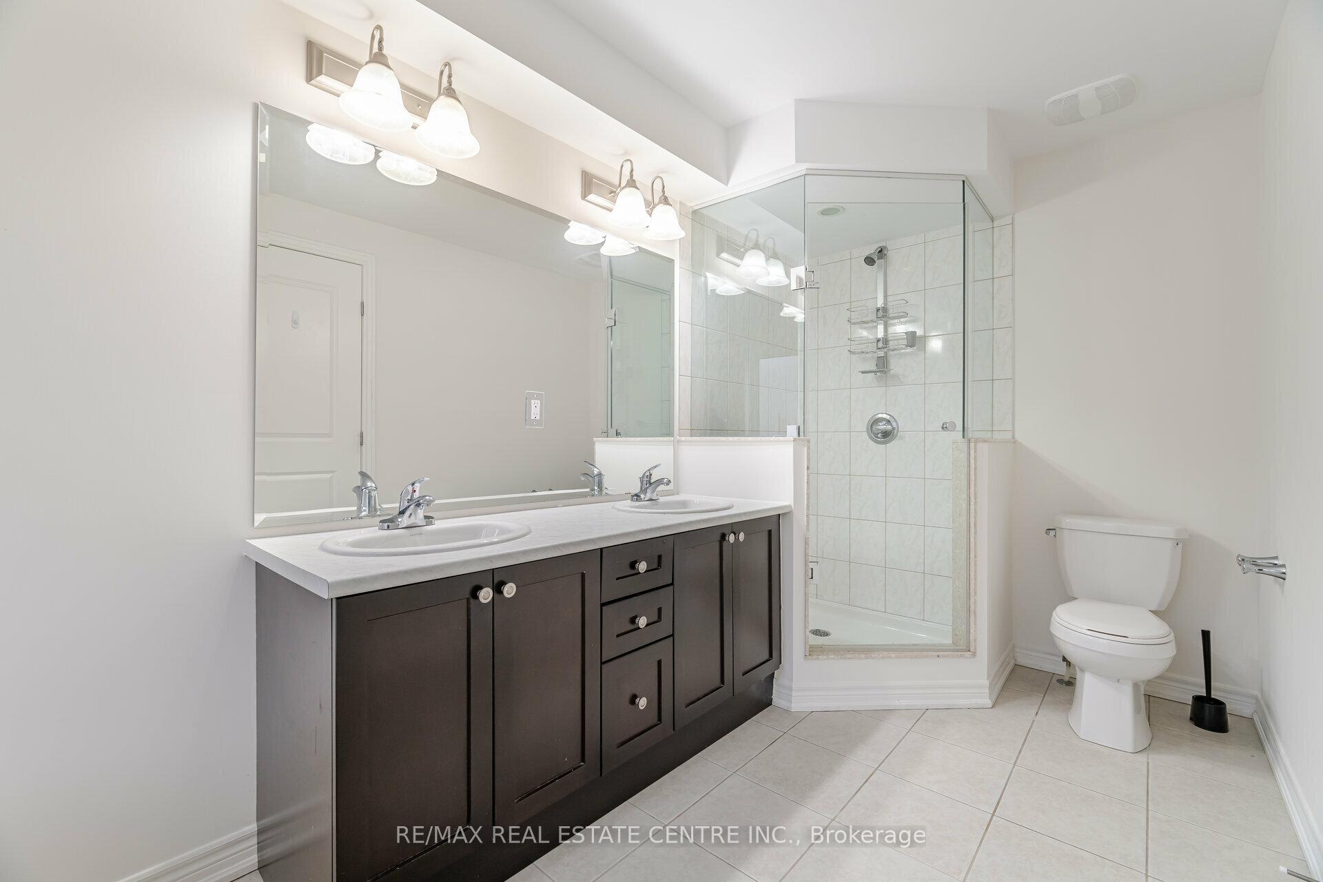 Photo 24 of 8 Talence Drive, Hamilton, Stoney Creek — HOMEH