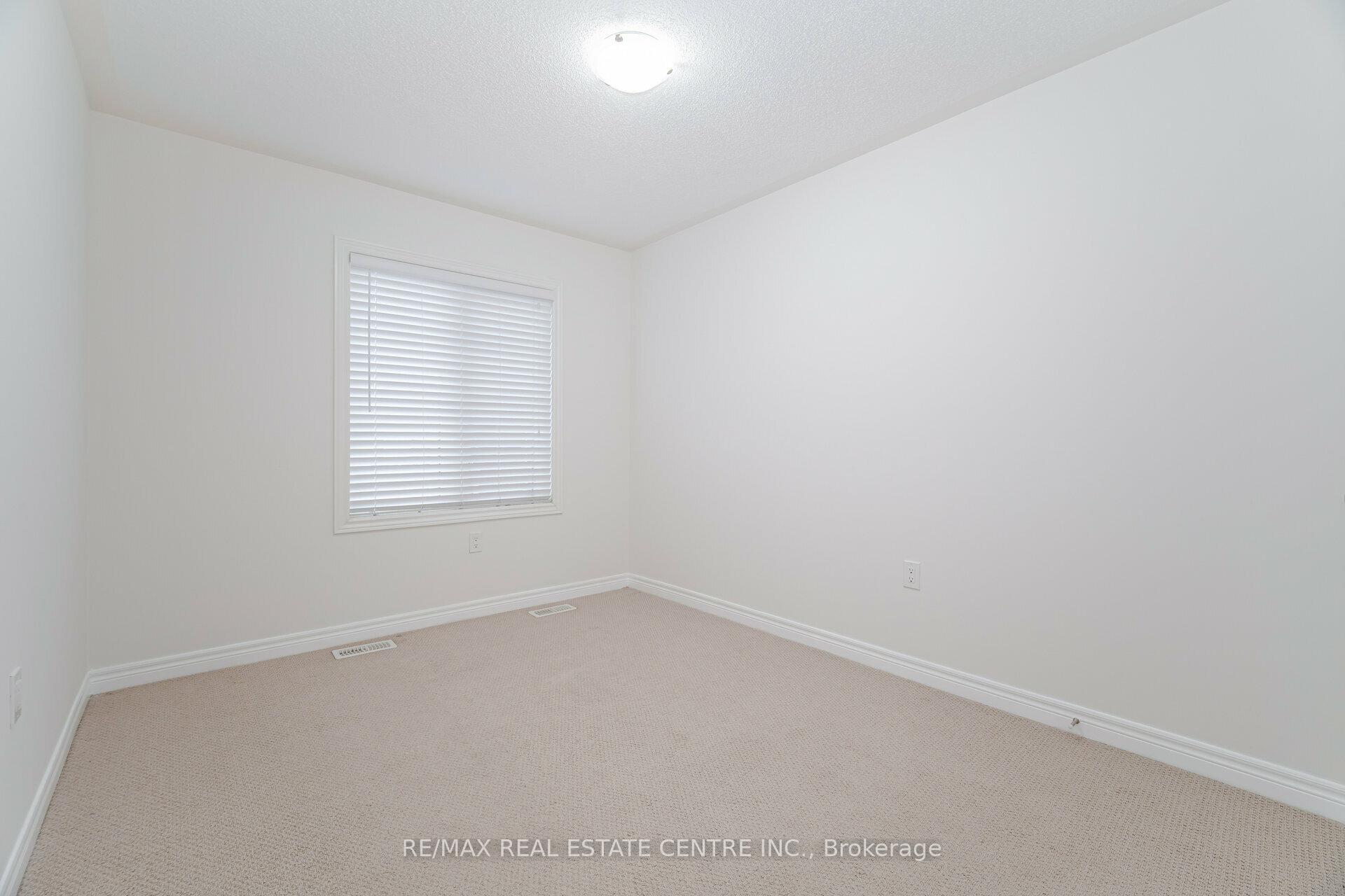 Photo 25 of 8 Talence Drive, Hamilton, Stoney Creek — HOMEH