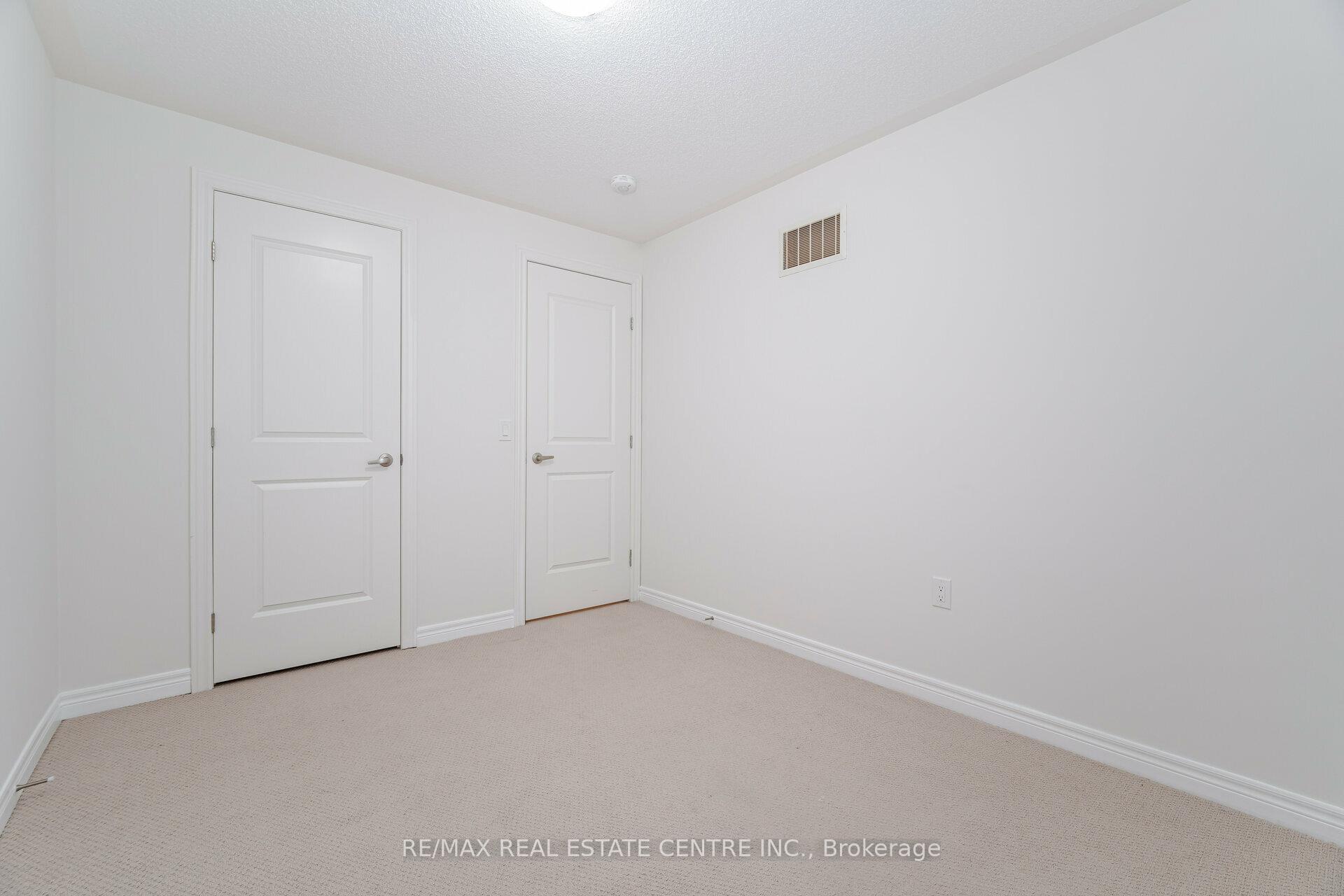 Photo 26 of 8 Talence Drive, Hamilton, Stoney Creek — HOMEH