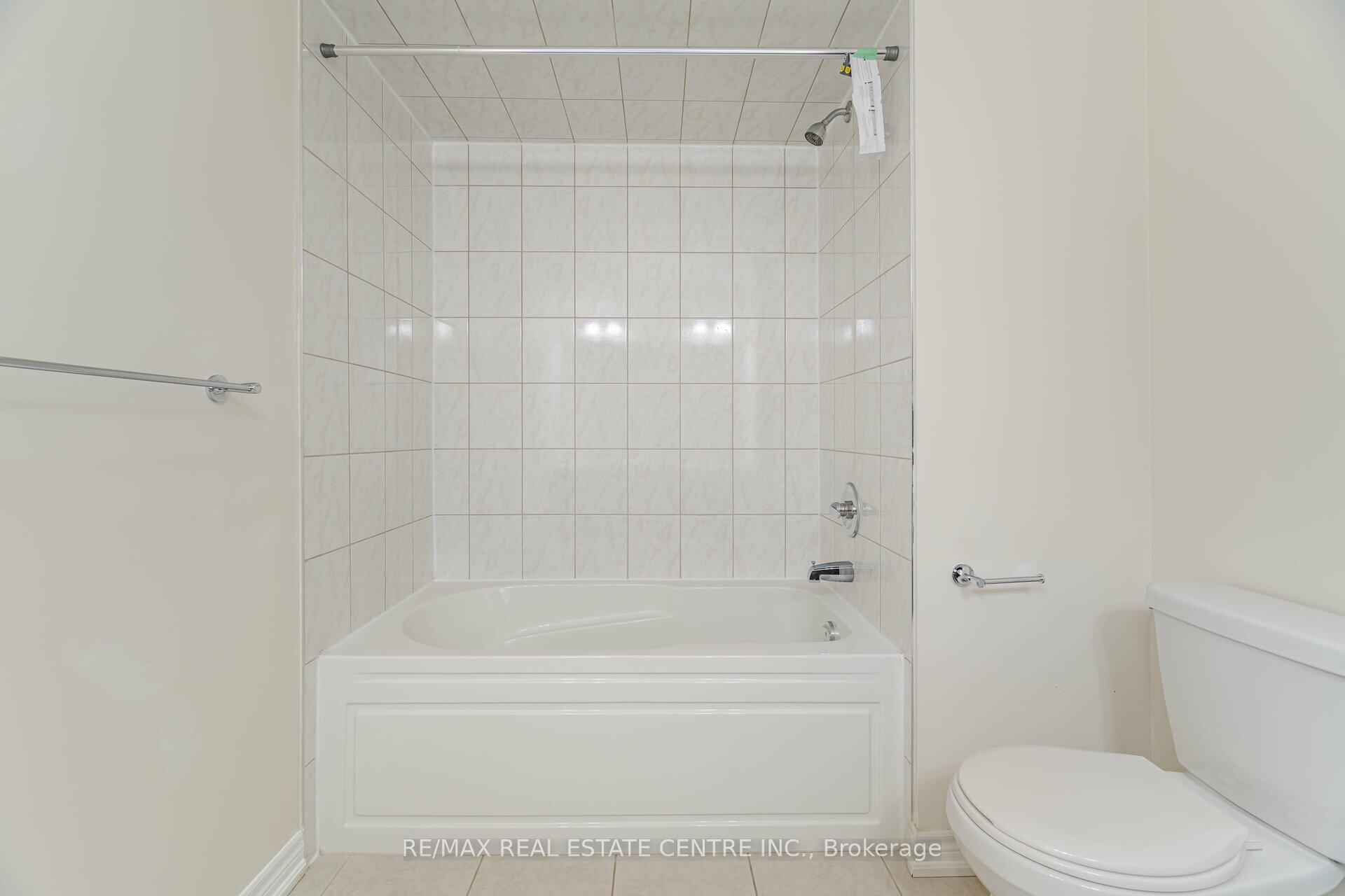 Photo 30 of 8 Talence Drive, Hamilton, Stoney Creek — HOMEH