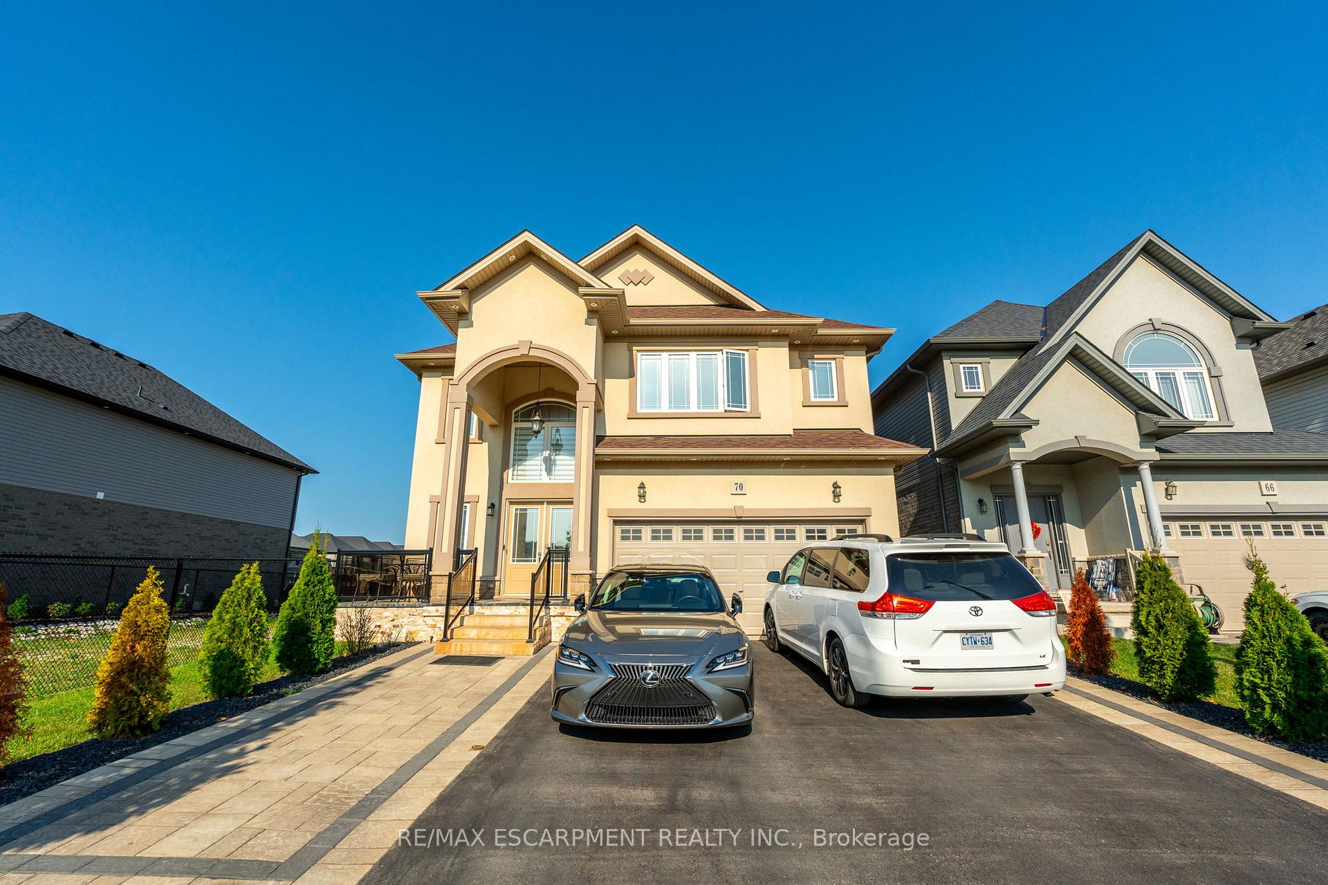 Photo 2 of Unit Bsmnt, 70 Rockledge Drive, Hamilton, Stoney Creek Mountain — HOMEH