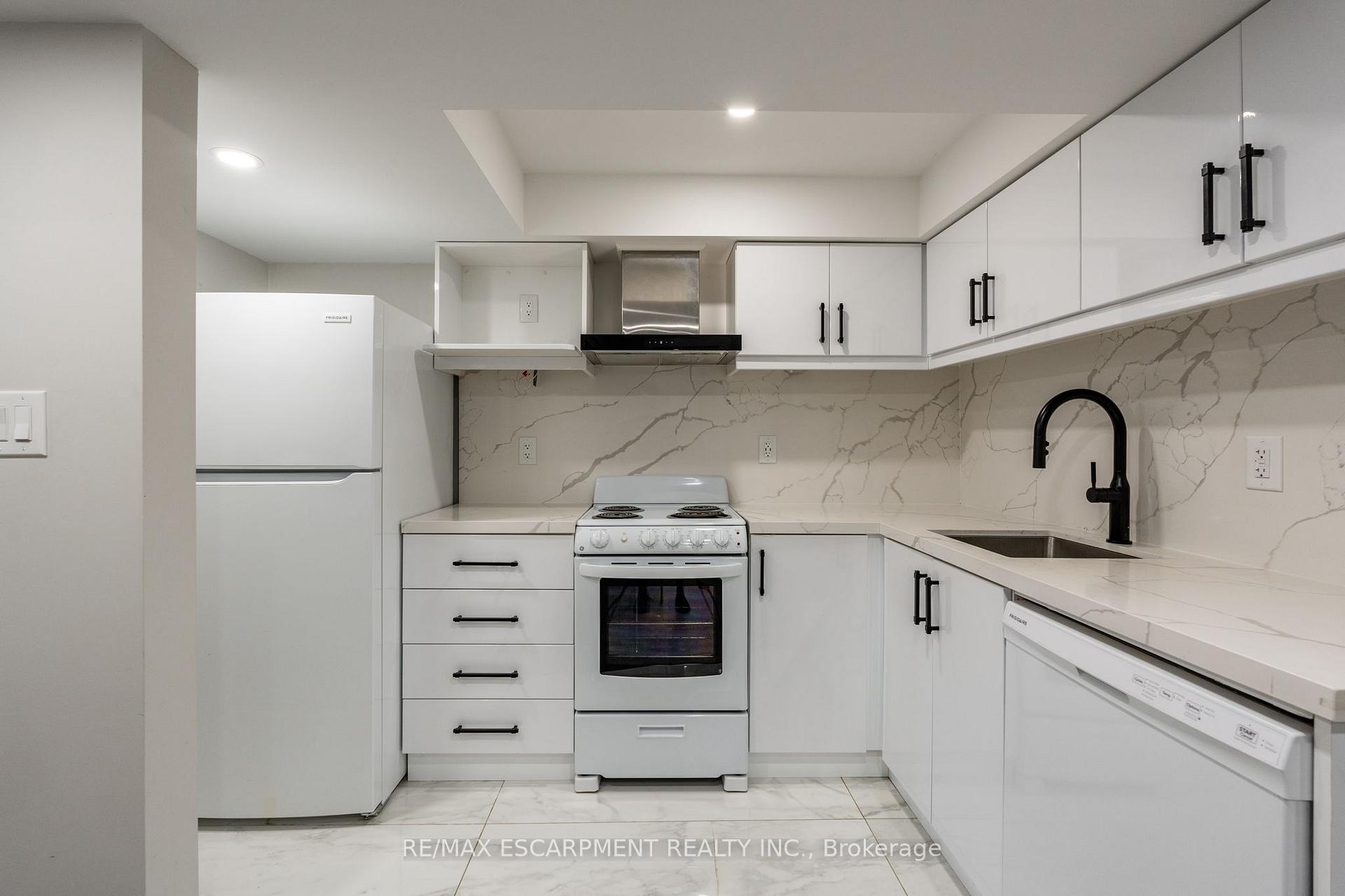 Photo 17 of Unit Bsmnt, 70 Rockledge Drive, Hamilton, Stoney Creek Mountain — HOMEH