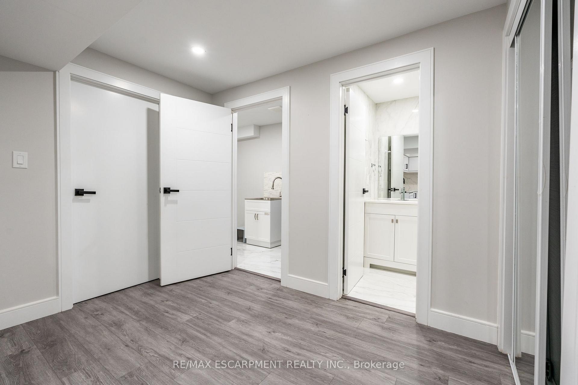 Photo 19 of Unit Bsmnt, 70 Rockledge Drive, Hamilton, Stoney Creek Mountain — HOMEH