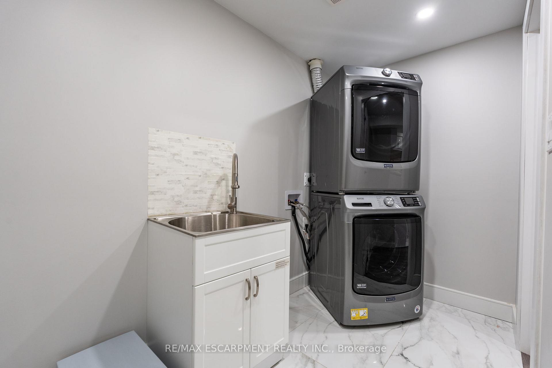 Photo 23 of Unit Bsmnt, 70 Rockledge Drive, Hamilton, Stoney Creek Mountain — HOMEH