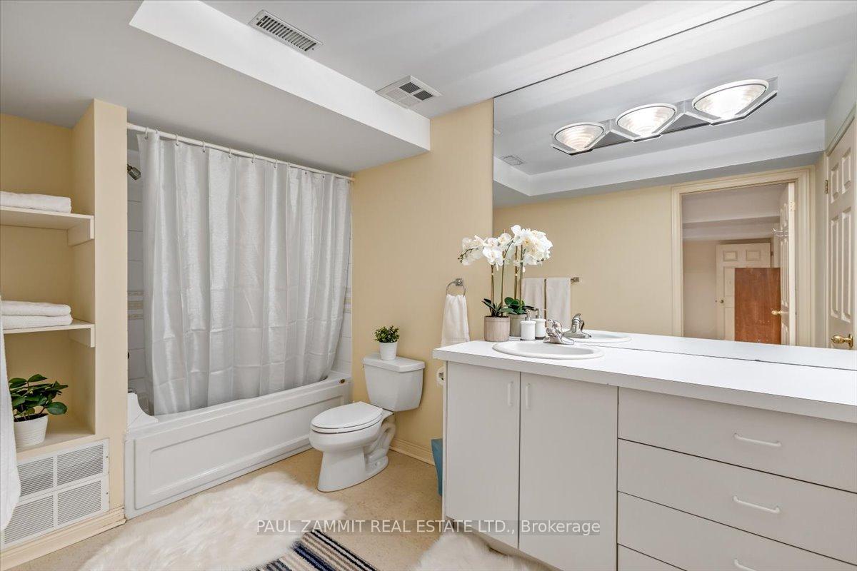 Photo 31 of 7 Hammok Crescent, Markham, Bayview Glen — HOMEH