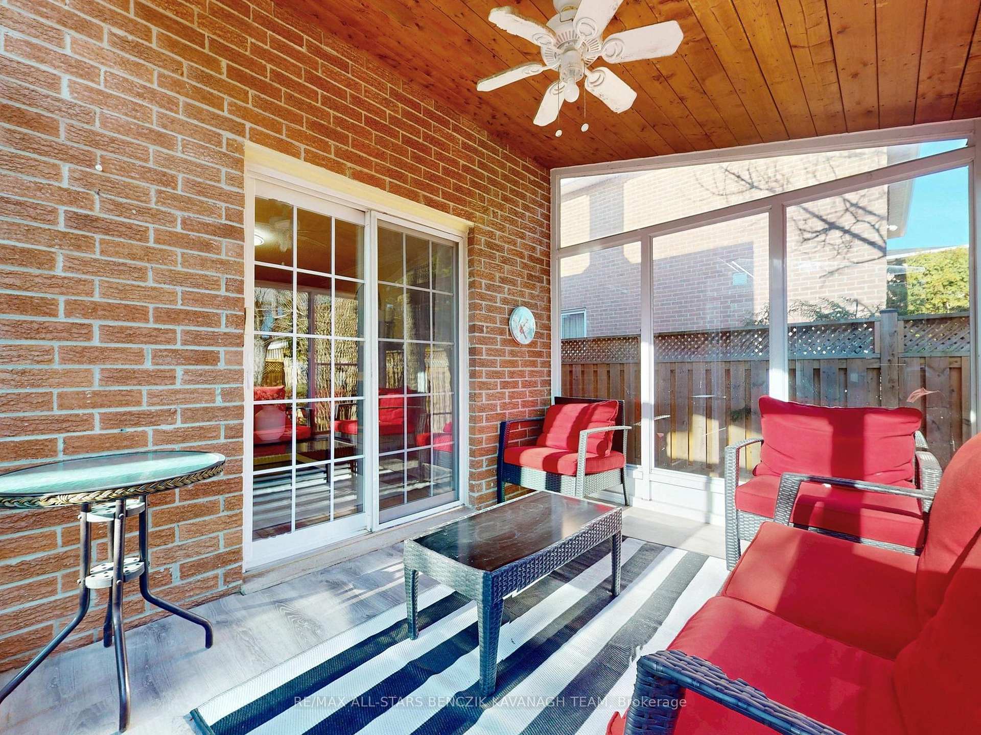Photo 23 of 127 Tilman Circle, Markham, Markham Village — HOMEH