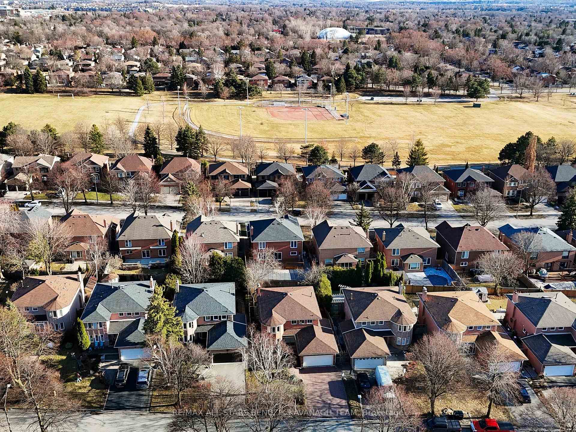 Photo 27 of 127 Tilman Circle, Markham, Markham Village — HOMEH