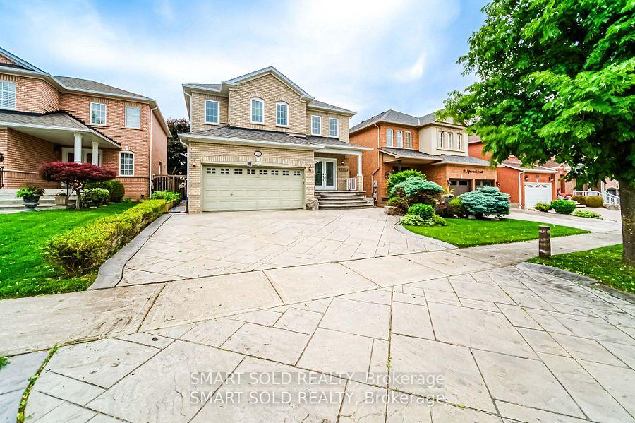 Photo 2 of Unit Lower, 13 Manorpark Court, Markham, Raymerville — HOMEH
