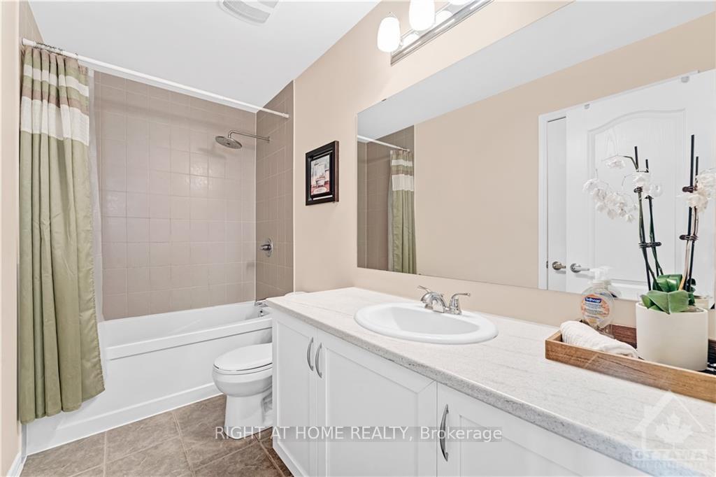 Photo 9 of 559 Radiant, Ottawa, Kanata - Emerald Meadows/Trailwest — HOMEH