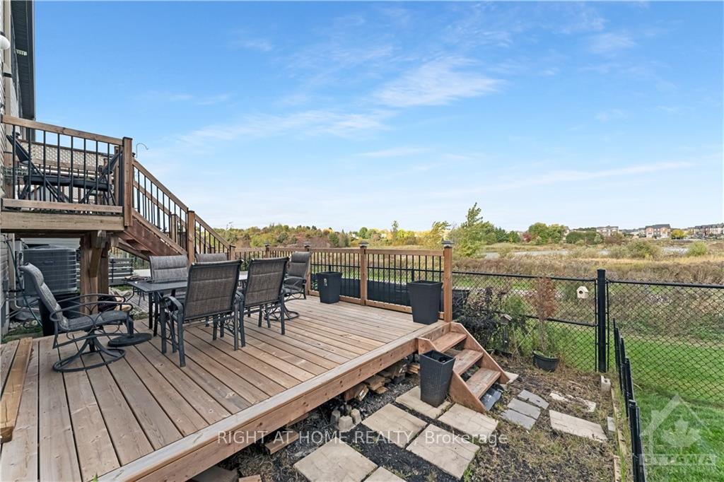 Photo 18 of 559 Radiant, Ottawa, Kanata - Emerald Meadows/Trailwest — HOMEH