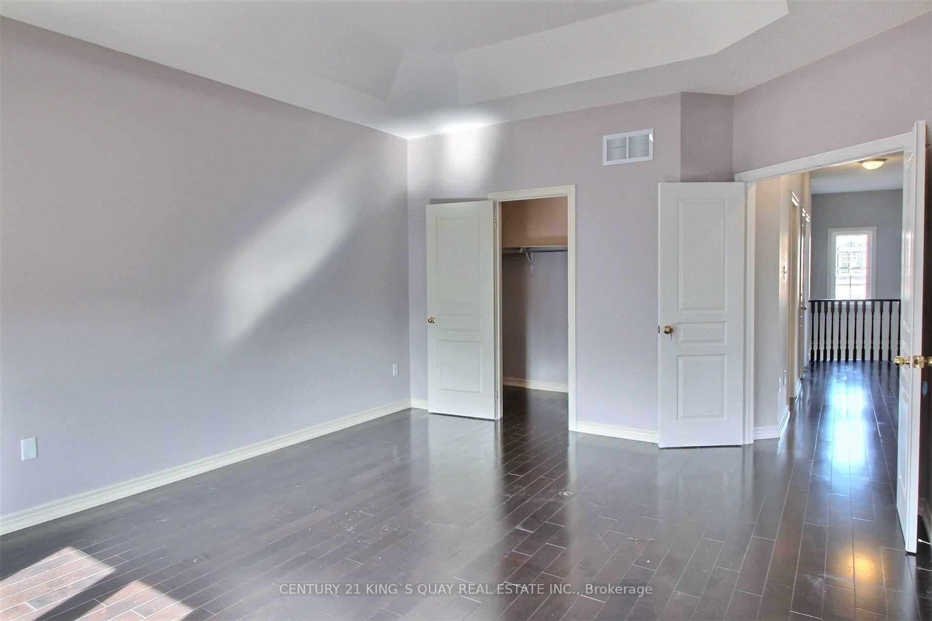 Photo 11 of 72 Bracknell Avenue, Markham, Berczy — HOMEH