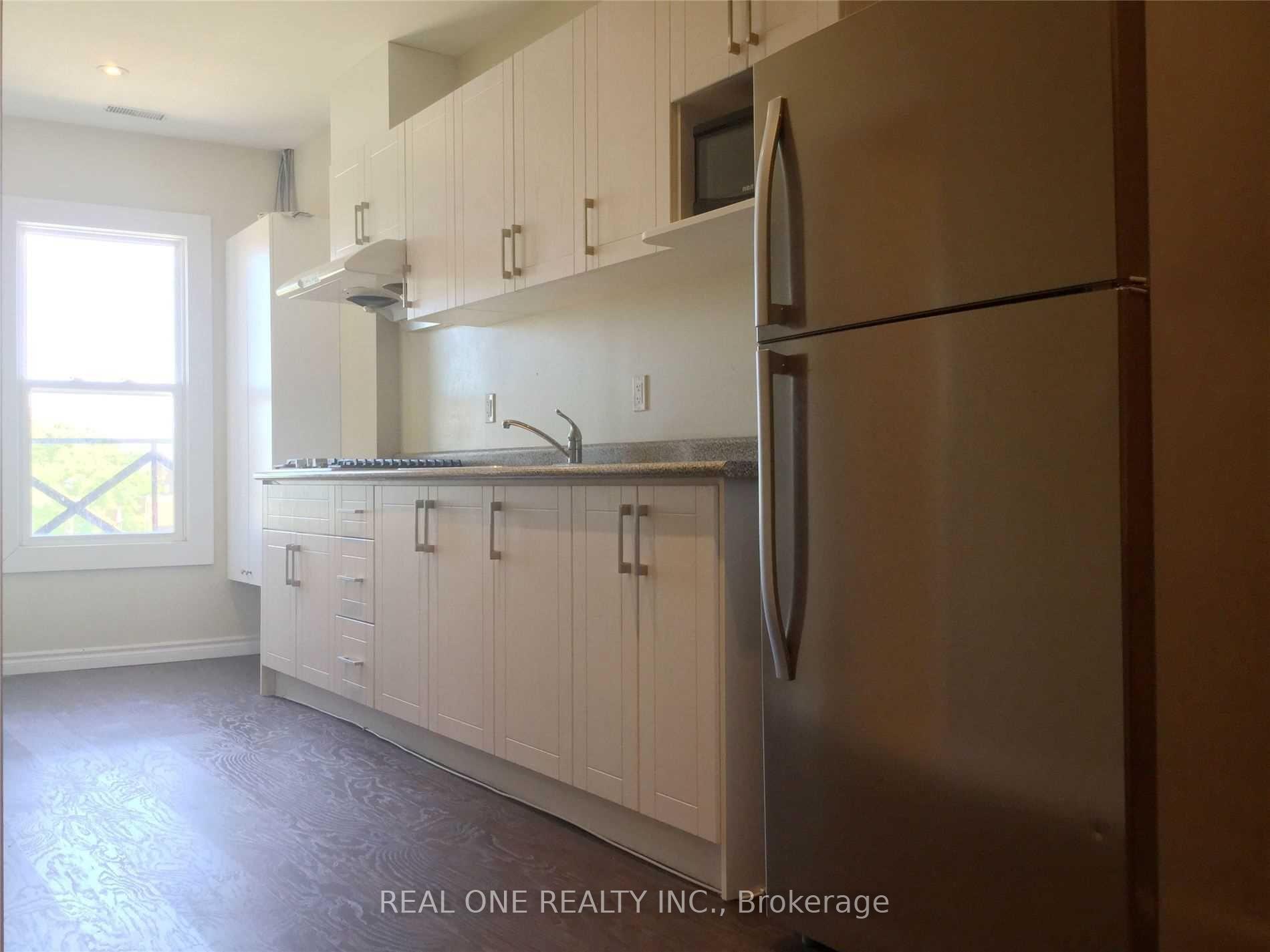 Front of Unit 4, 173 King Street E