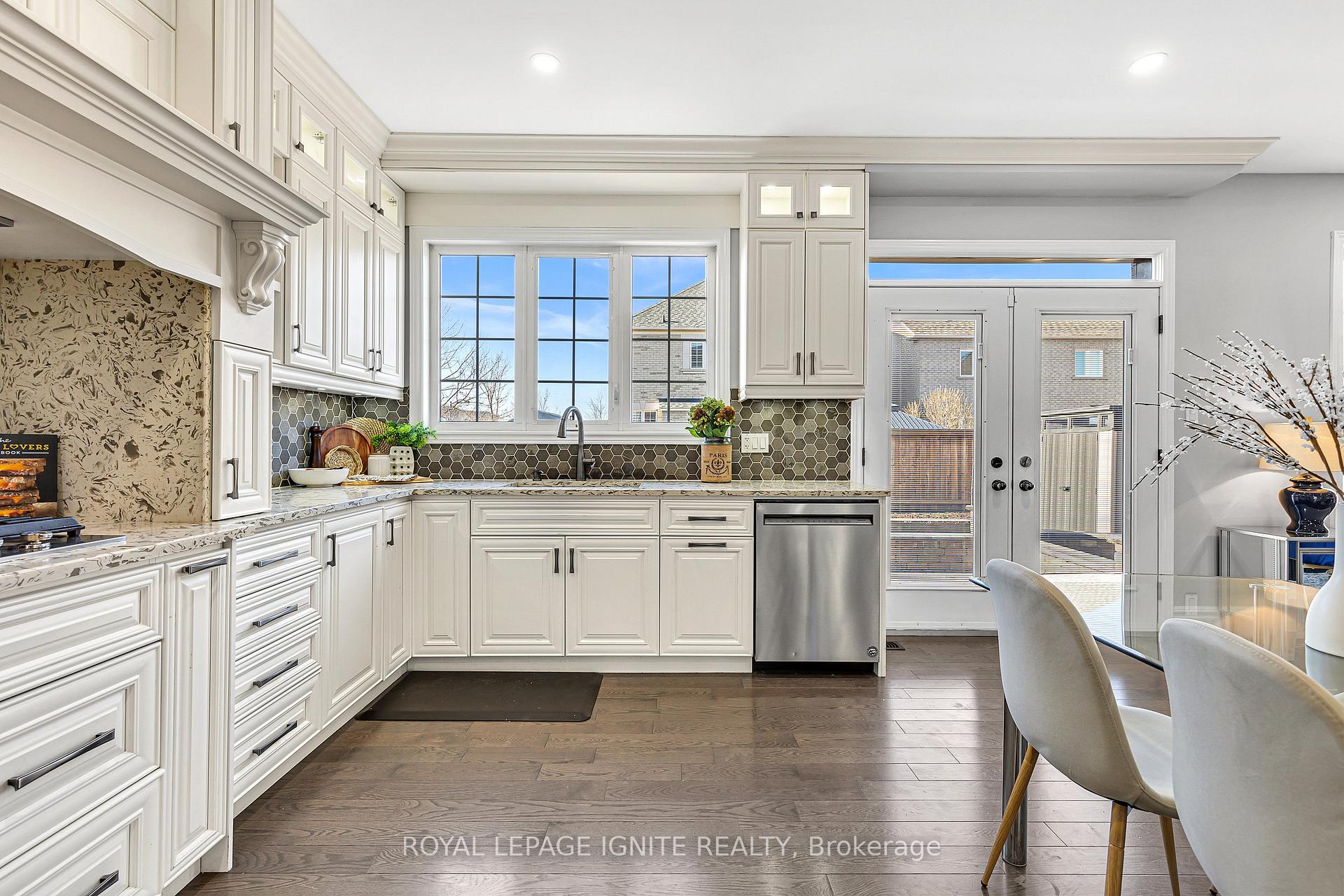 Photo 10 of 63 Gordon Weeden Road, Markham, Greensborough — HOMEH