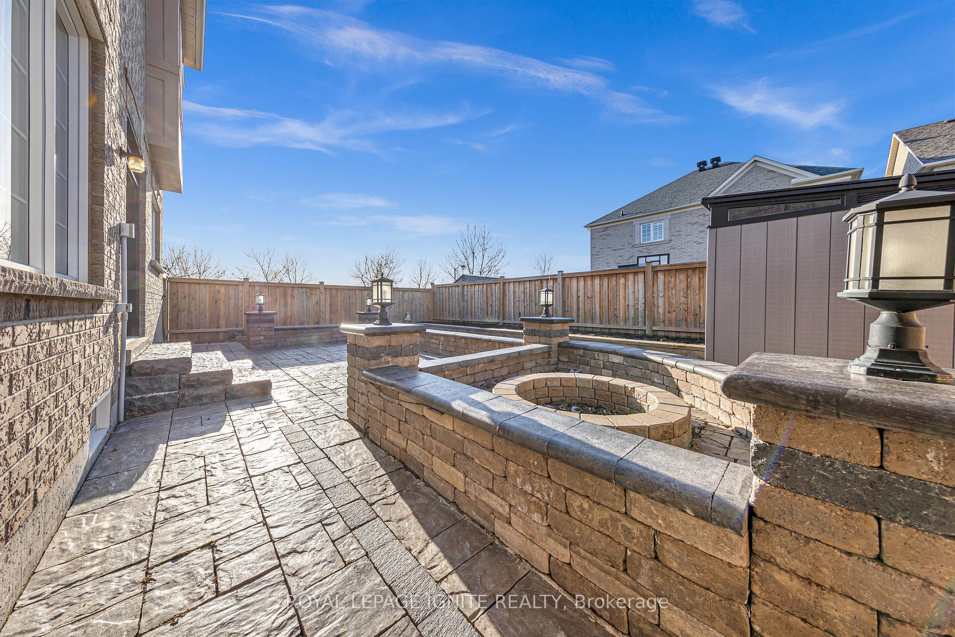 Photo 43 of 63 Gordon Weeden Road, Markham, Greensborough — HOMEH