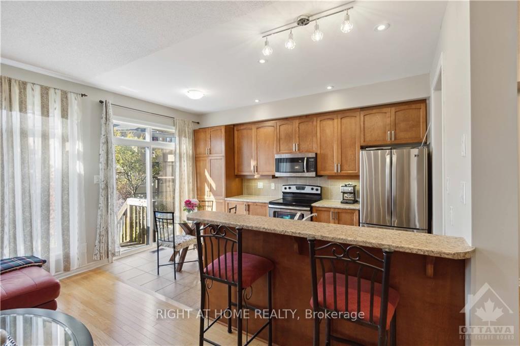 Photo 6 of 155 Kinghaven Crescent, Ottawa, Kanata - Bridlewood — HOMEH