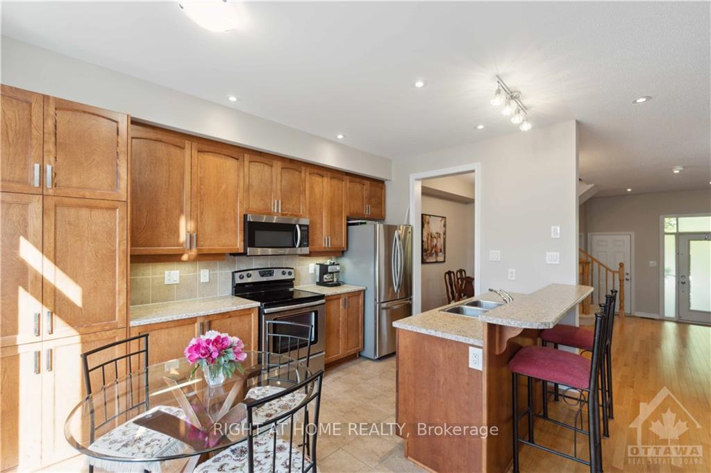 Photo 7 of 155 Kinghaven Crescent, Ottawa, Kanata - Bridlewood — HOMEH