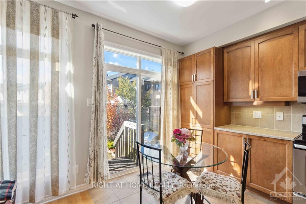 Photo 8 of 155 Kinghaven Crescent, Ottawa, Kanata - Bridlewood — HOMEH