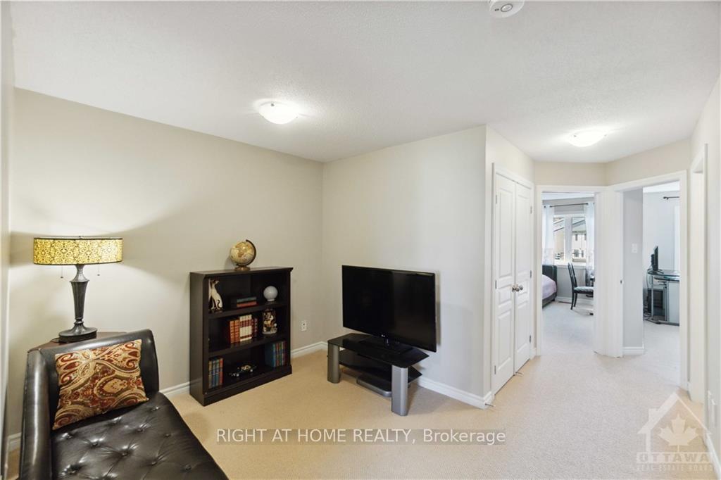 Photo 10 of 155 Kinghaven Crescent, Ottawa, Kanata - Bridlewood — HOMEH