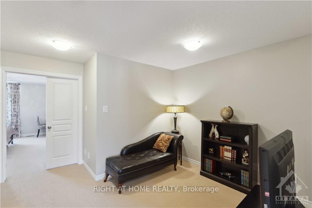 Photo 11 of 155 Kinghaven Crescent, Ottawa, Kanata - Bridlewood — HOMEH