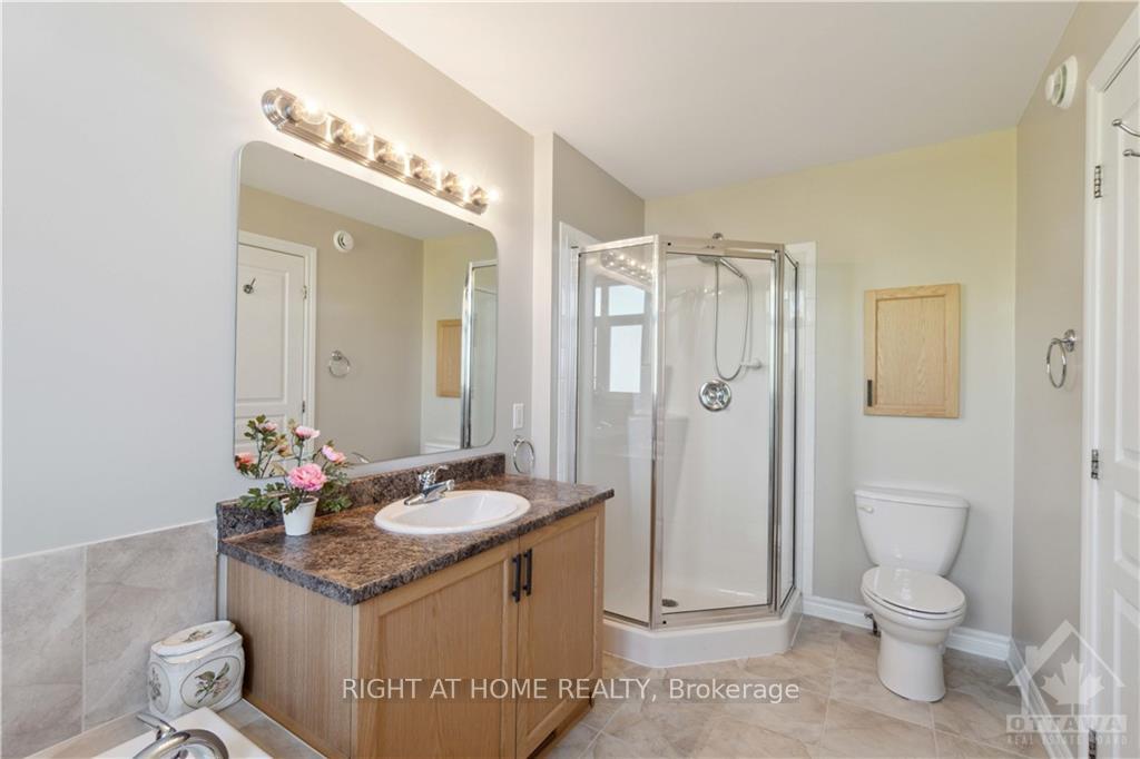 Photo 13 of 155 Kinghaven Crescent, Ottawa, Kanata - Bridlewood — HOMEH