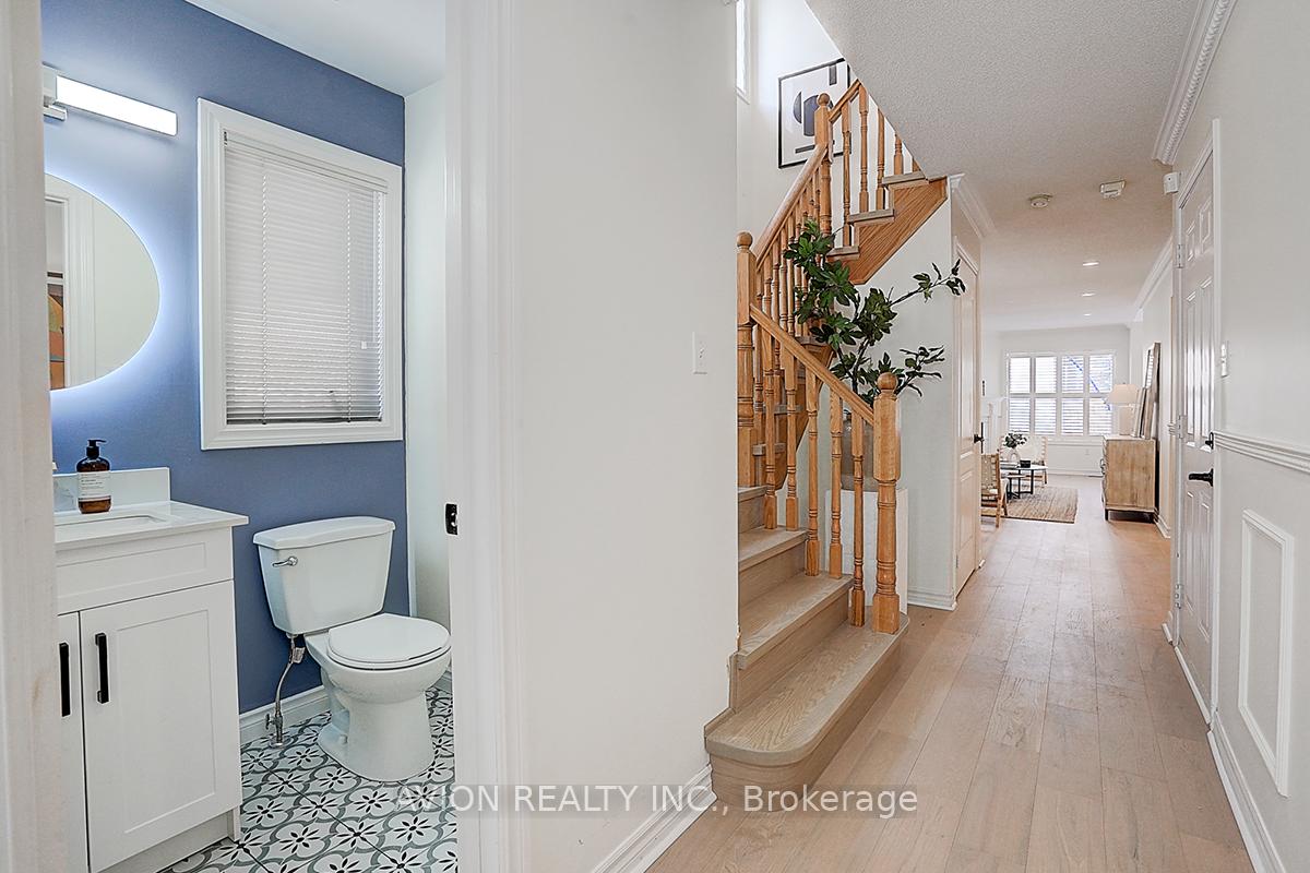 Photo 6 of 50 Weatherill Road, Markham, Berczy — HOMEH