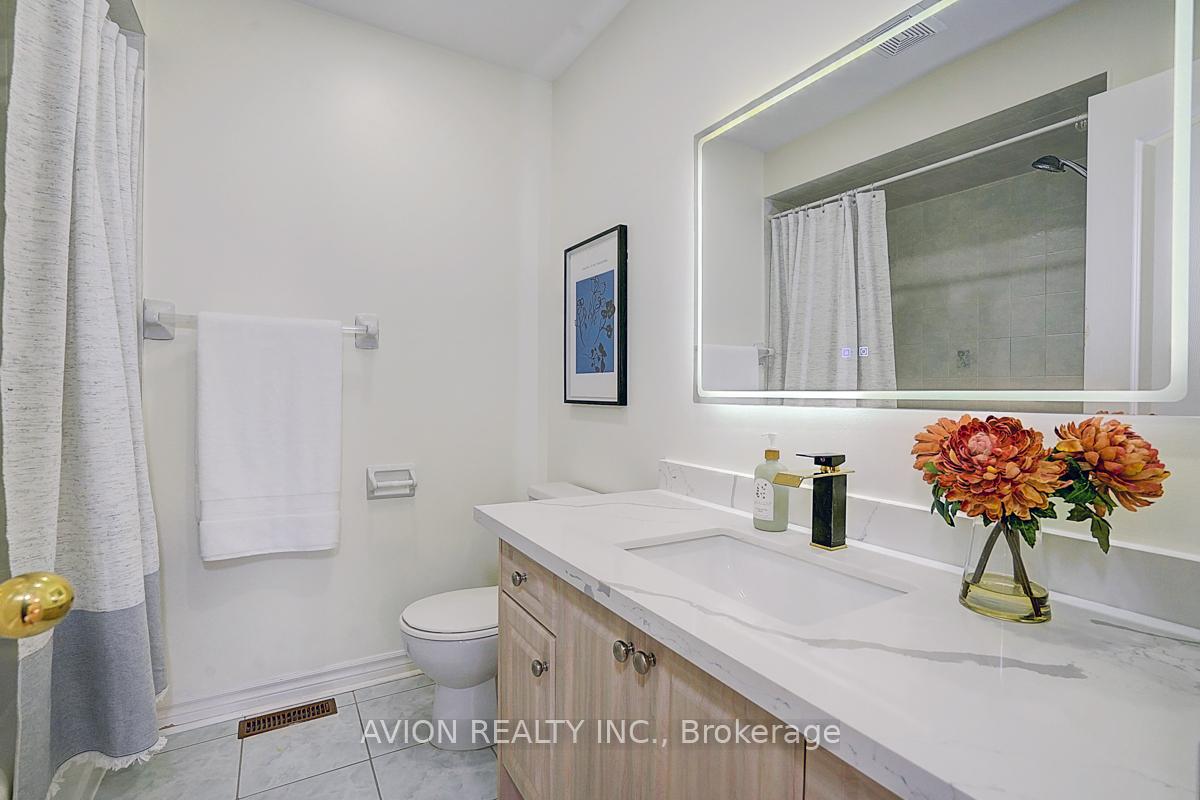 Photo 23 of 50 Weatherill Road, Markham, Berczy — HOMEH