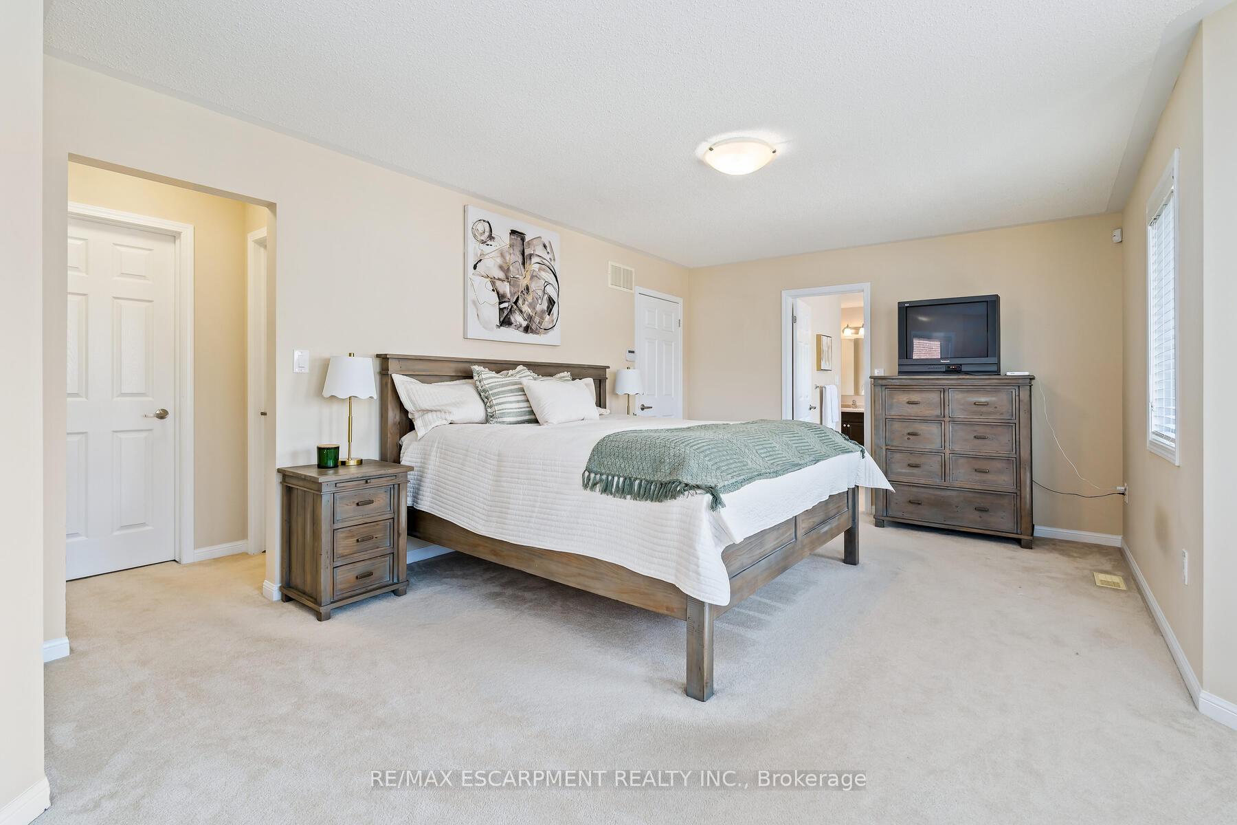 Photo 21 of 343 Wettlaufer Terrace, Milton, Scott — HOMEH