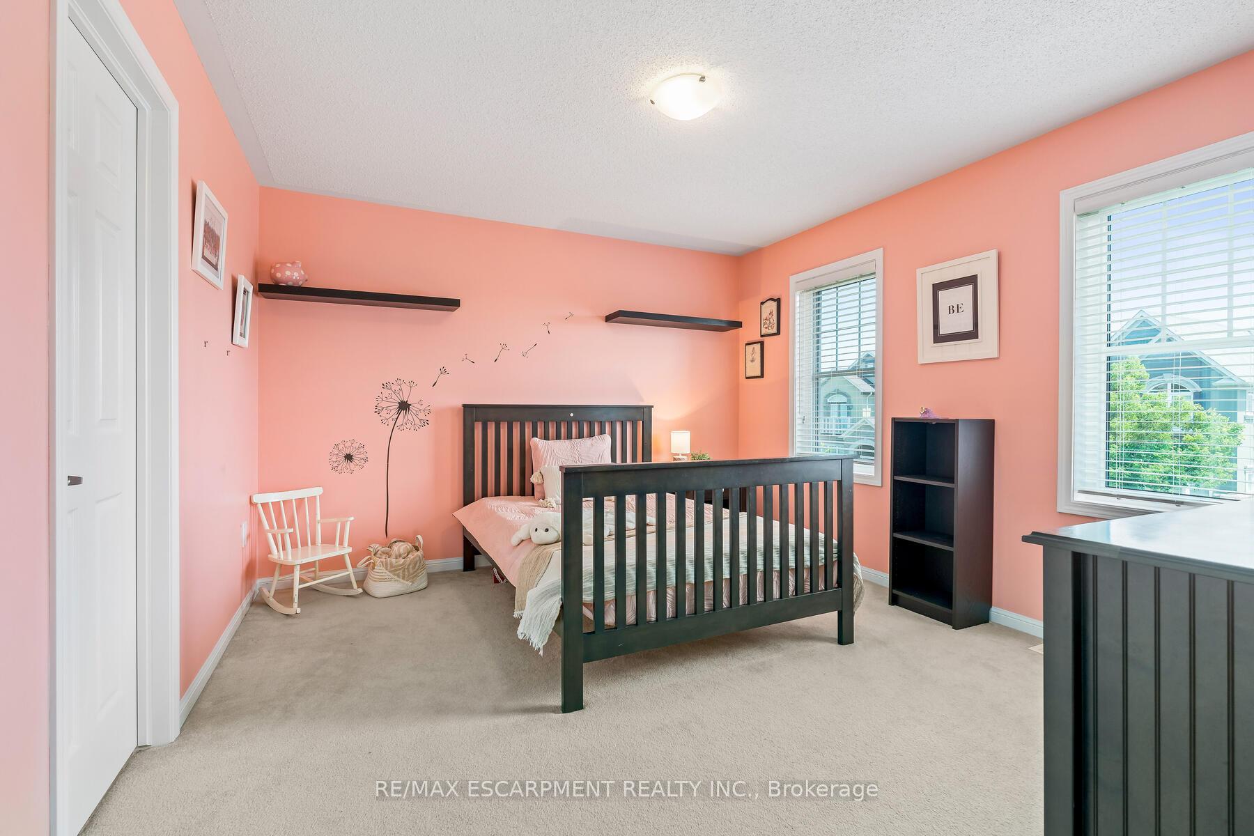 Photo 36 of 343 Wettlaufer Terrace, Milton, Scott — HOMEH