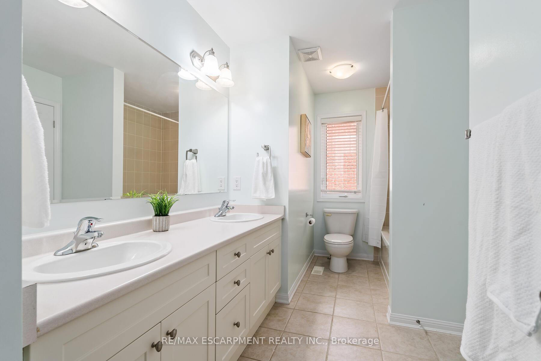 Photo 27 of 343 Wettlaufer Terrace, Milton, Scott — HOMEH