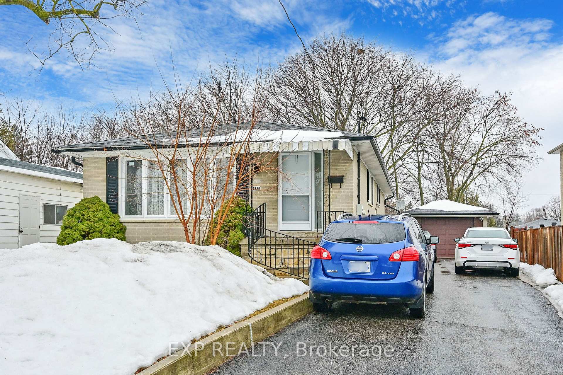 Photo 3 of Unit Bsmt, 114 Glen Cameron Road, Markham, Thornhill — HOMEH