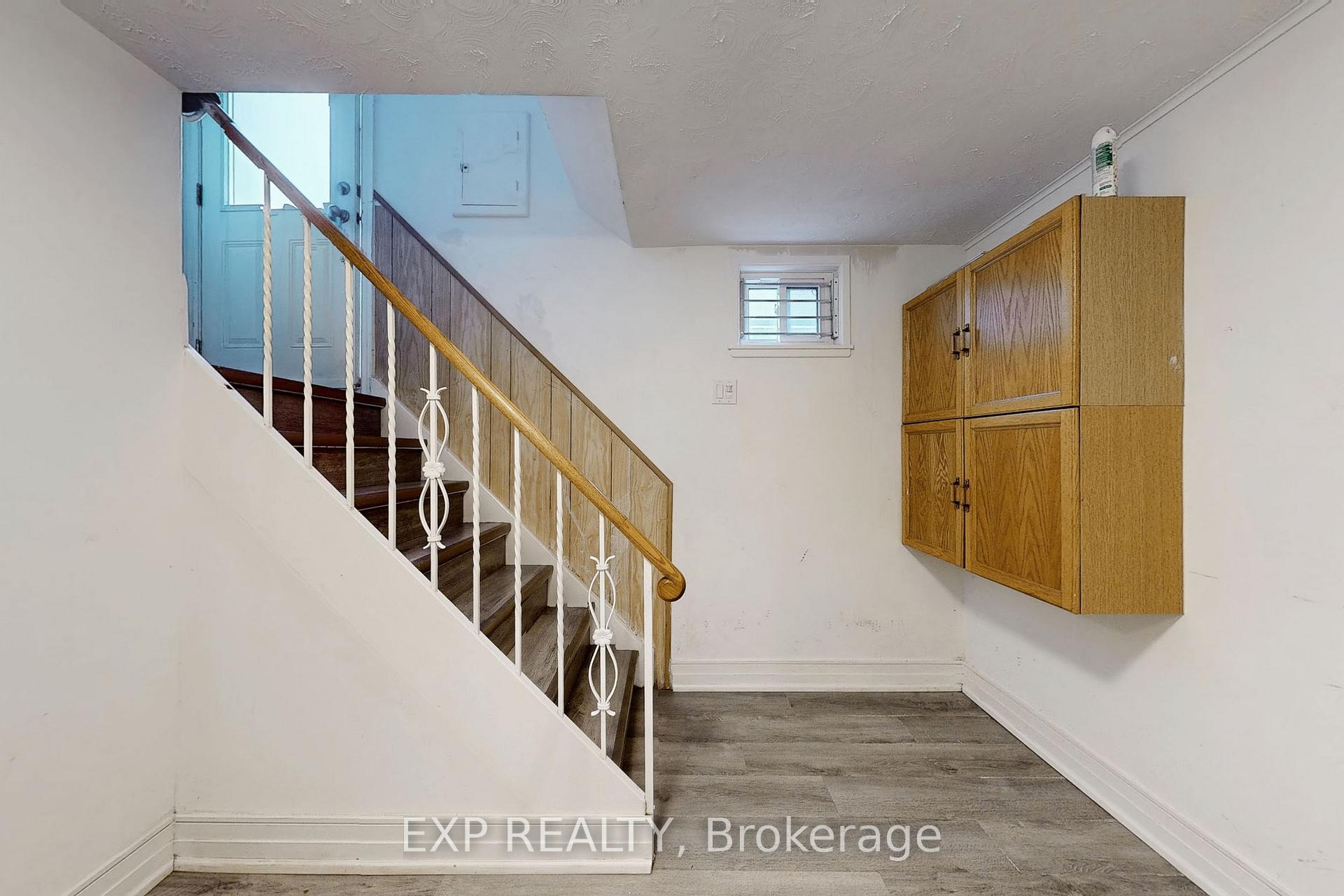 Photo 7 of Unit Bsmt, 114 Glen Cameron Road, Markham, Thornhill — HOMEH