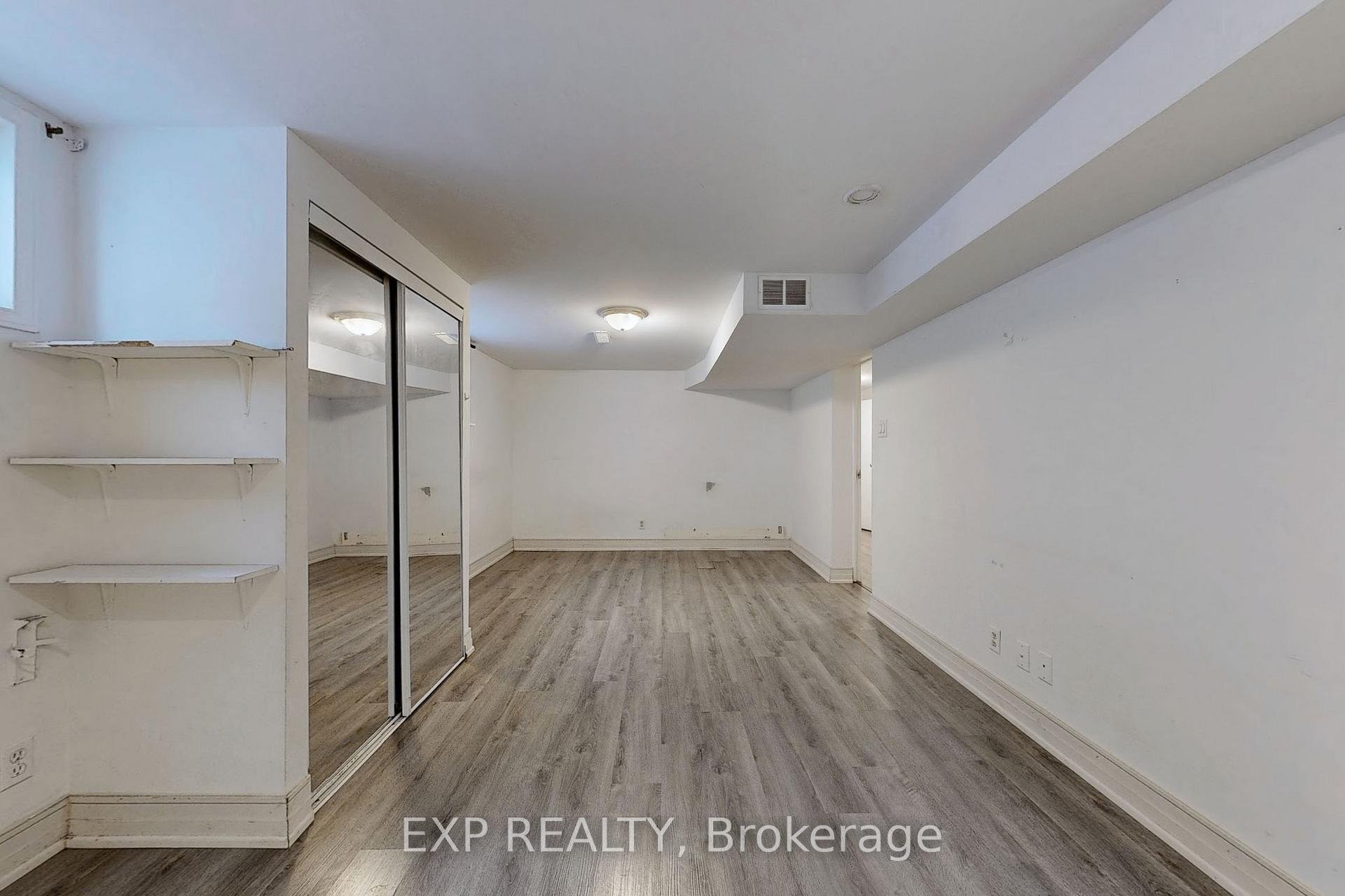 Photo 13 of Unit Bsmt, 114 Glen Cameron Road, Markham, Thornhill — HOMEH