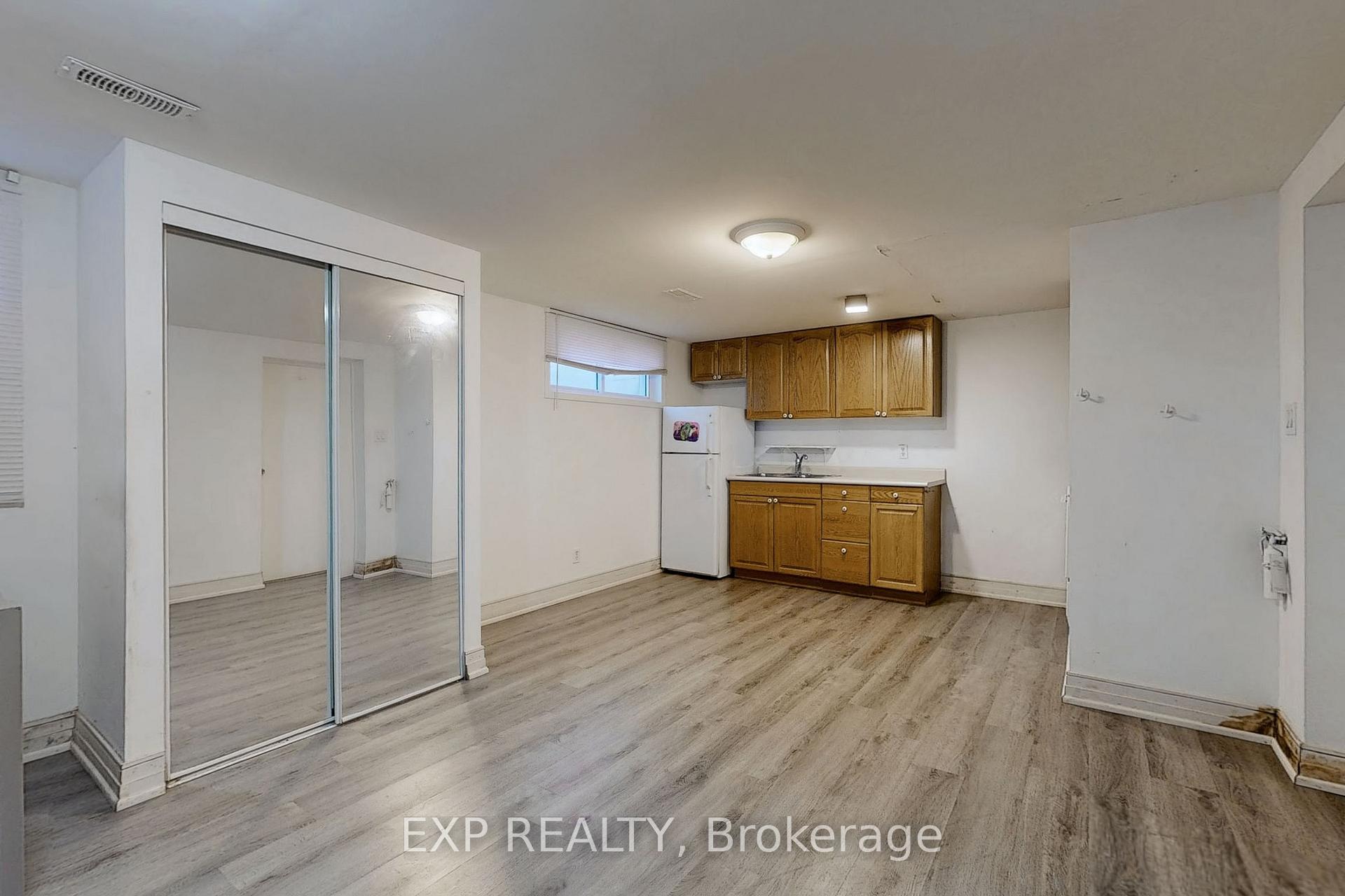 Photo 16 of Unit Bsmt, 114 Glen Cameron Road, Markham, Thornhill — HOMEH