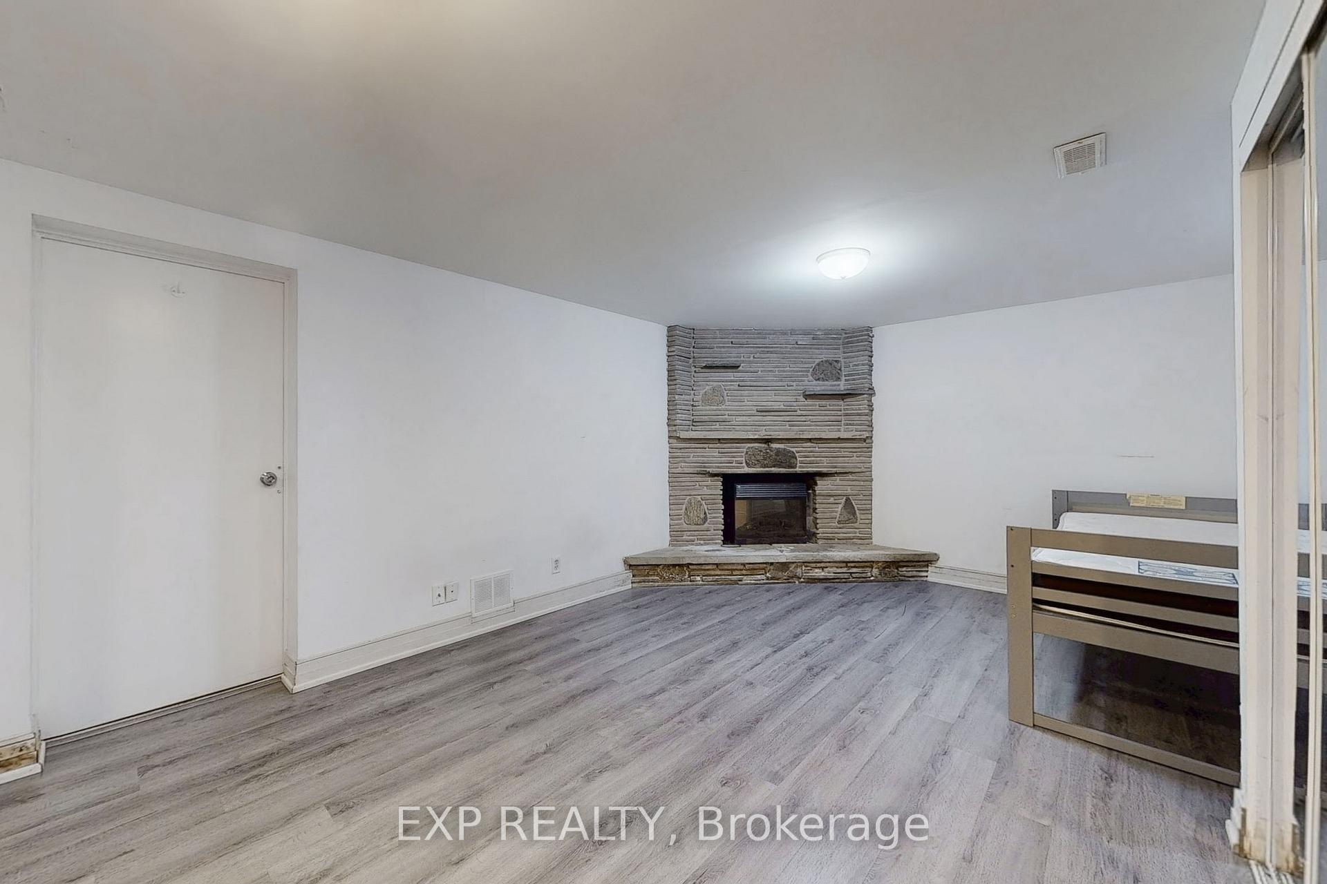 Photo 19 of Unit Bsmt, 114 Glen Cameron Road, Markham, Thornhill — HOMEH