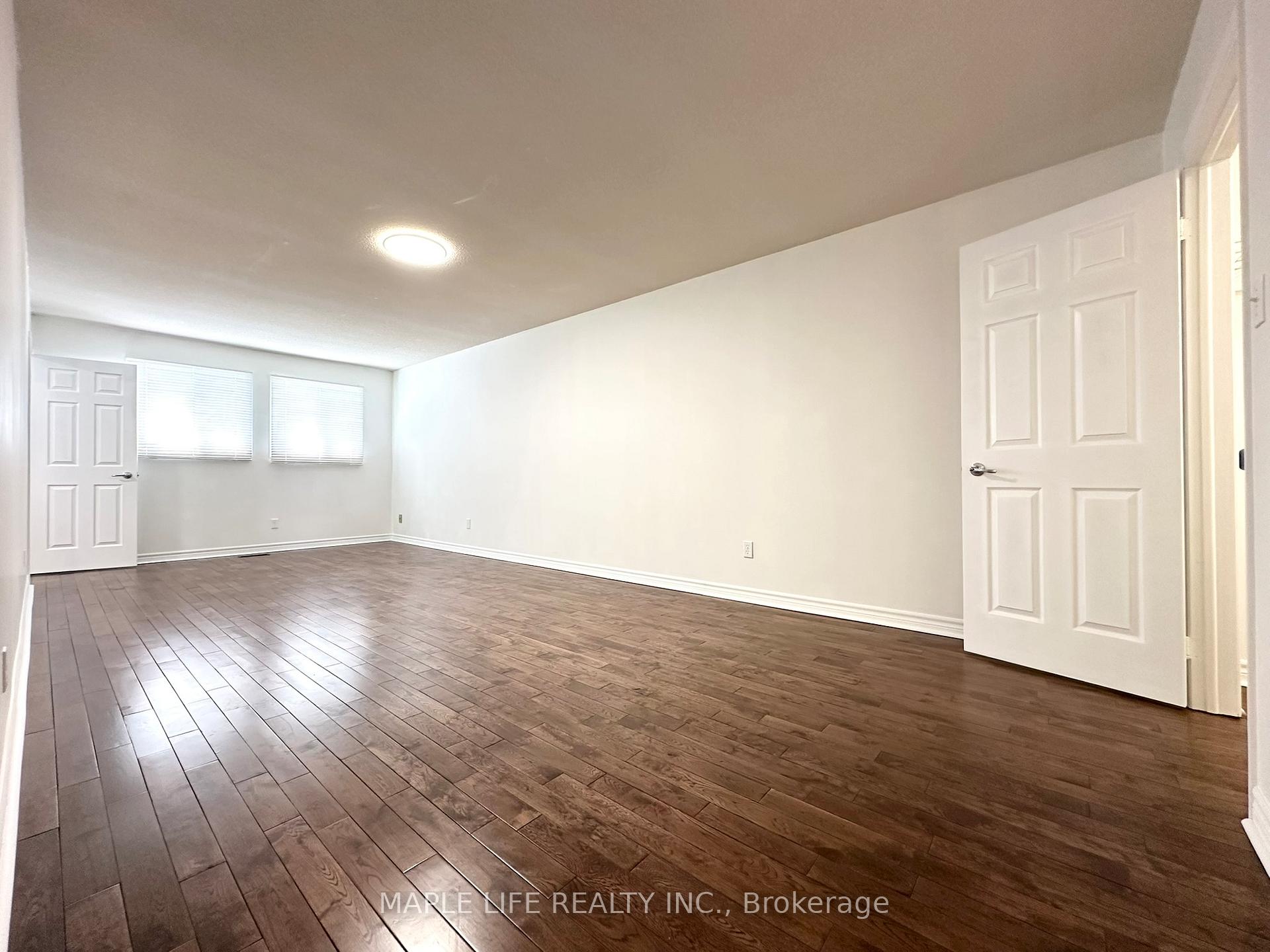 Photo 17 of 7 Vanhorn Court, Markham, Aileen-Willowbrook — HOMEH