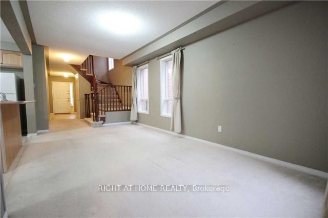 Photo 4 of 82 Isabella Street, Markham, Village Green-South Unionville — HOMEH