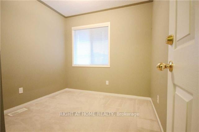 Photo 10 of 82 Isabella Street, Markham, Village Green-South Unionville — HOMEH