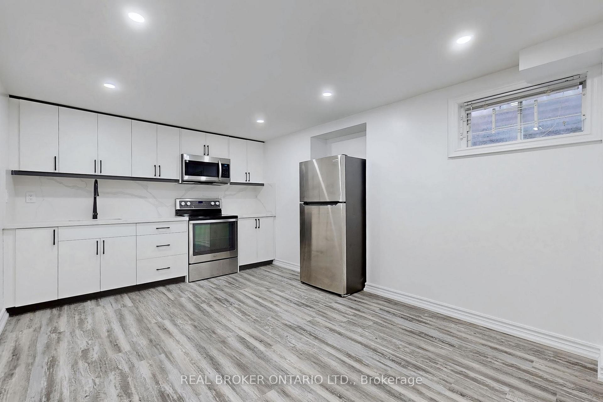 Photo 5 of 81 Delmark Boulevard, Markham, Sherwood-Amberglen — HOMEH