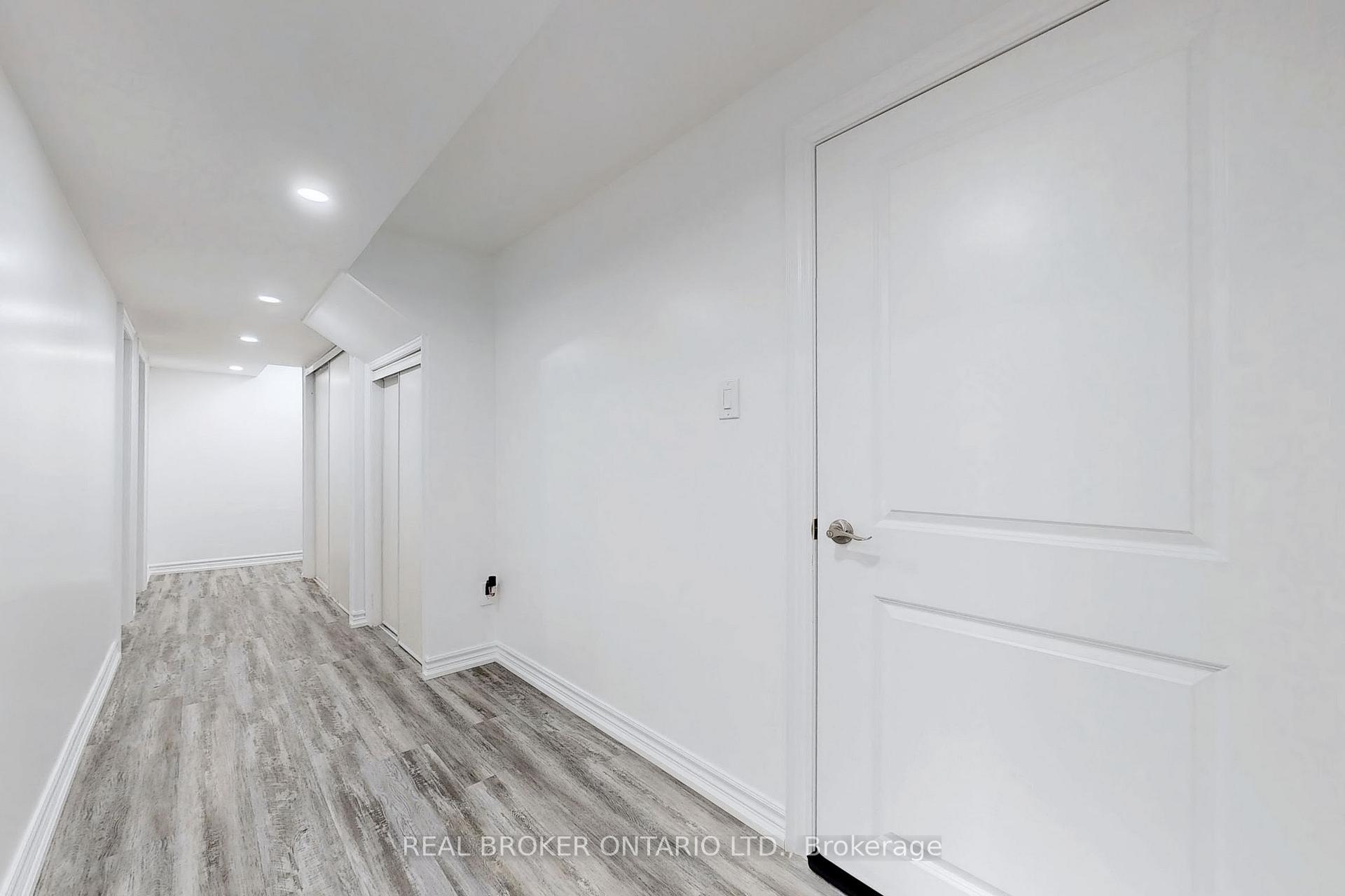 Photo 10 of 81 Delmark Boulevard, Markham, Sherwood-Amberglen — HOMEH