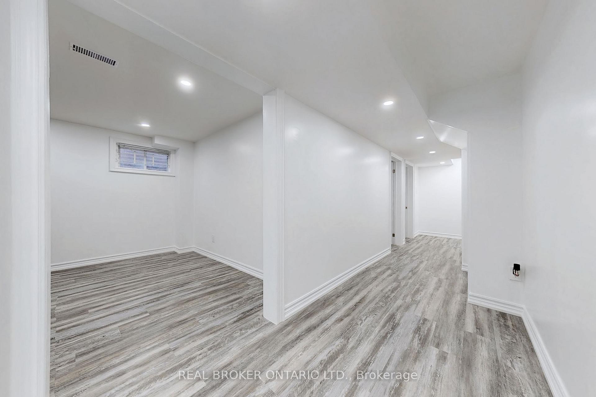 Photo 13 of 81 Delmark Boulevard, Markham, Sherwood-Amberglen — HOMEH